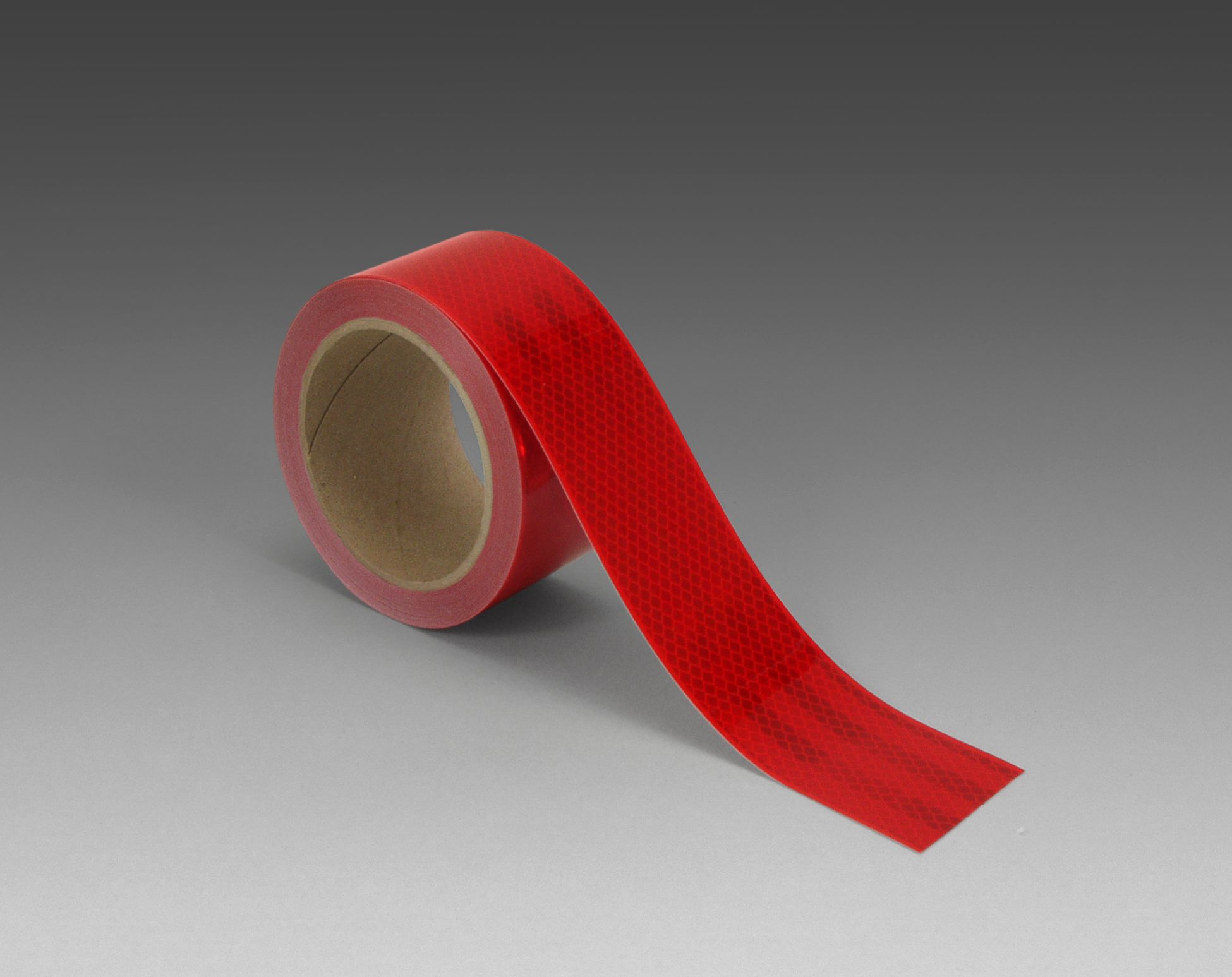 3M™ Diamond Grade™ 983-72 Lámina Retrorreflectante Microprismas Clase C marcado ECE104 DG3 Rojo Rollo 0,914m x 45,7m