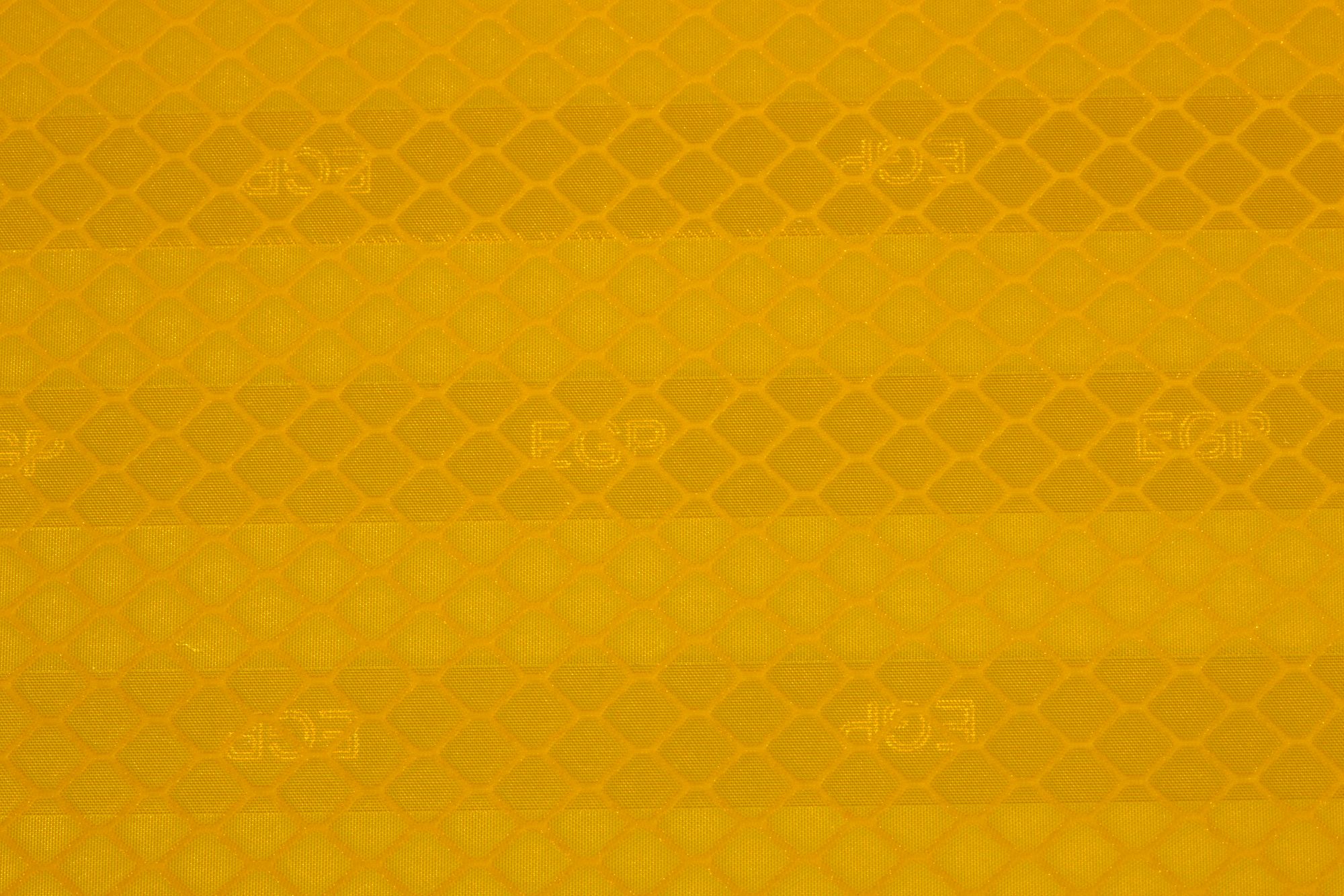 3MTM Engineer Grade Prismatic SEM 3431   Lámina Retrorreflectante Microprismas Clase RA1 EGP Amarillo Rollo 1,22m x 45,7m