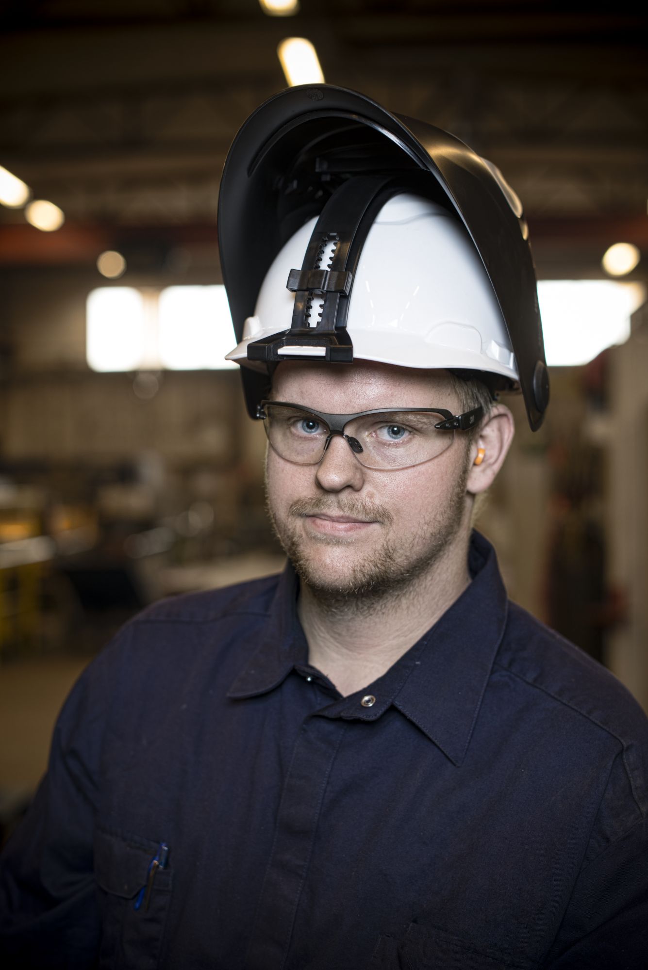 Pantallas de soldadura 3M™ Speedglas™ serie 100 QR, con filtro de soldadura 100V, con casco de protección 3M™ H-701, 783520