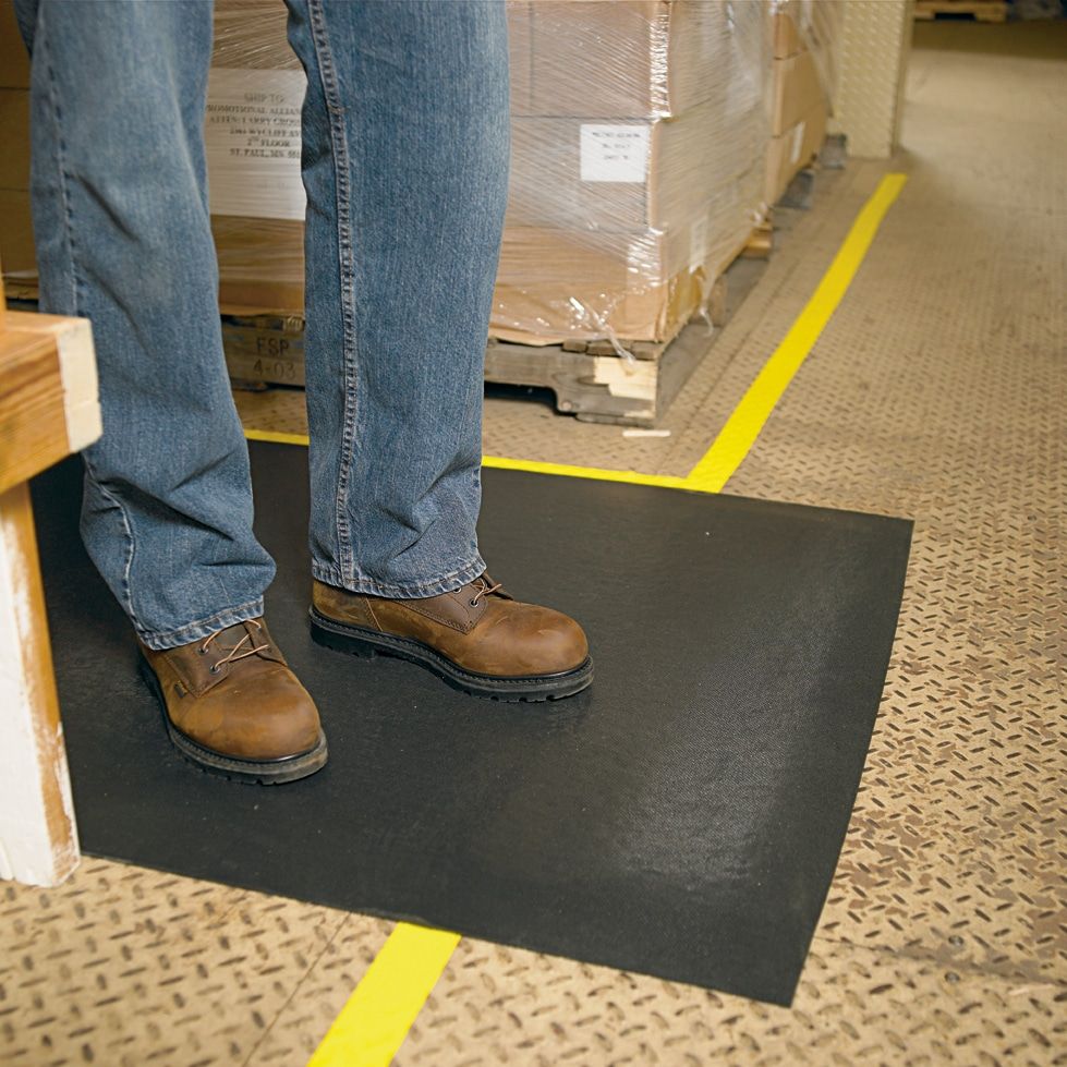 3M™ Safety-Walk™ Alfombras antifatiga bajo tráfico 3270E, Negro, 914 mm x 1.5 m, 1/Caja