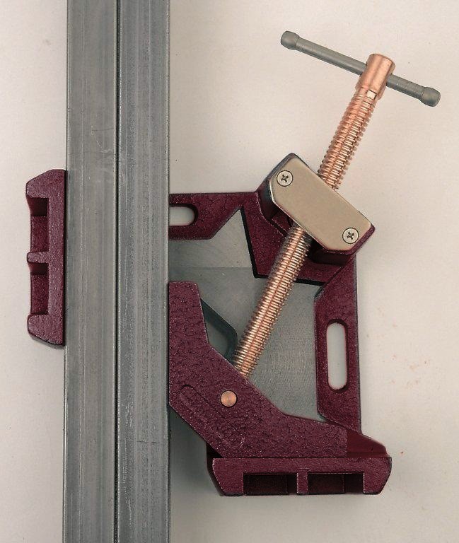 Mordaza de ángulo para metal