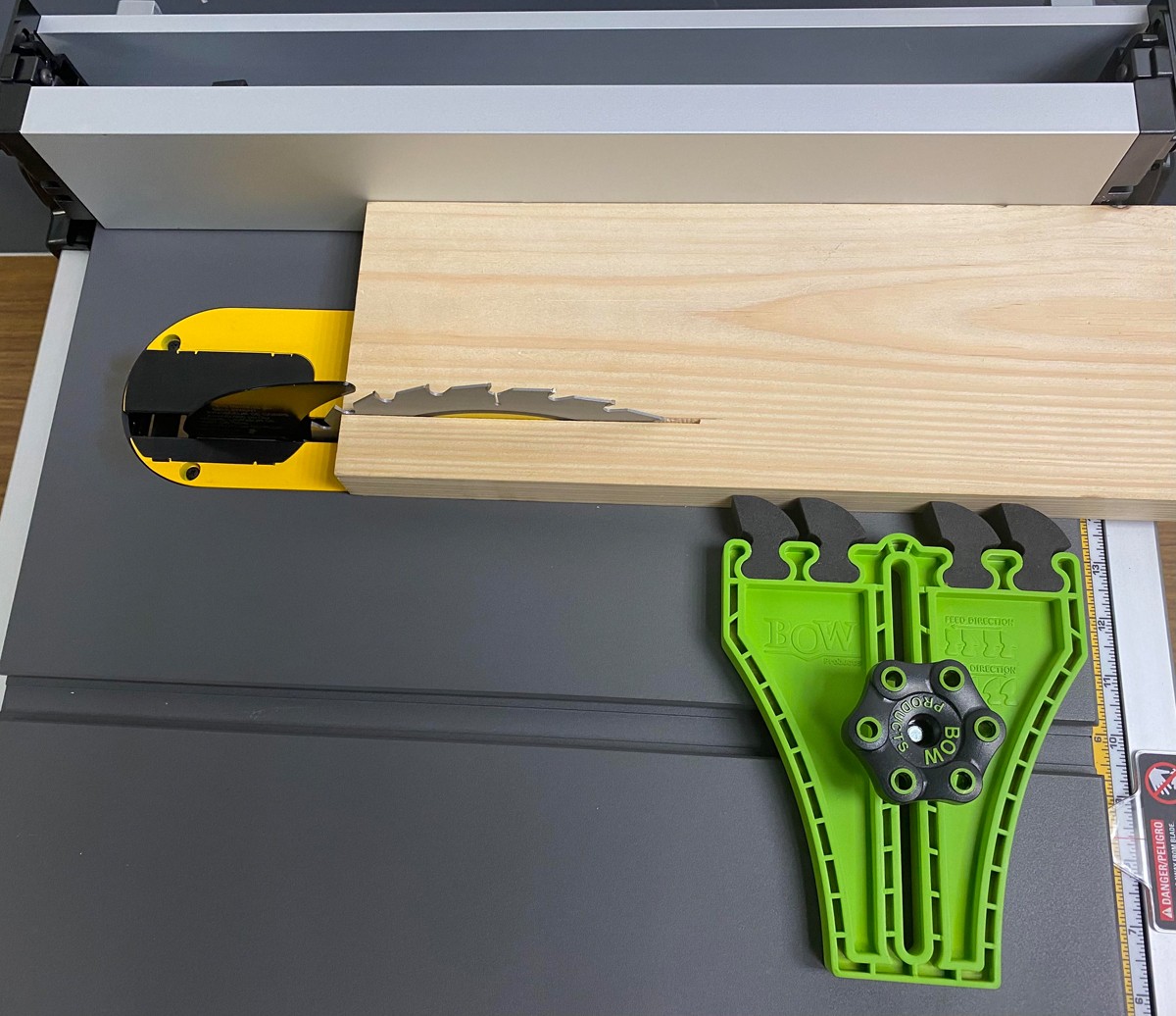 Bow FP5 - Pluma Portatil