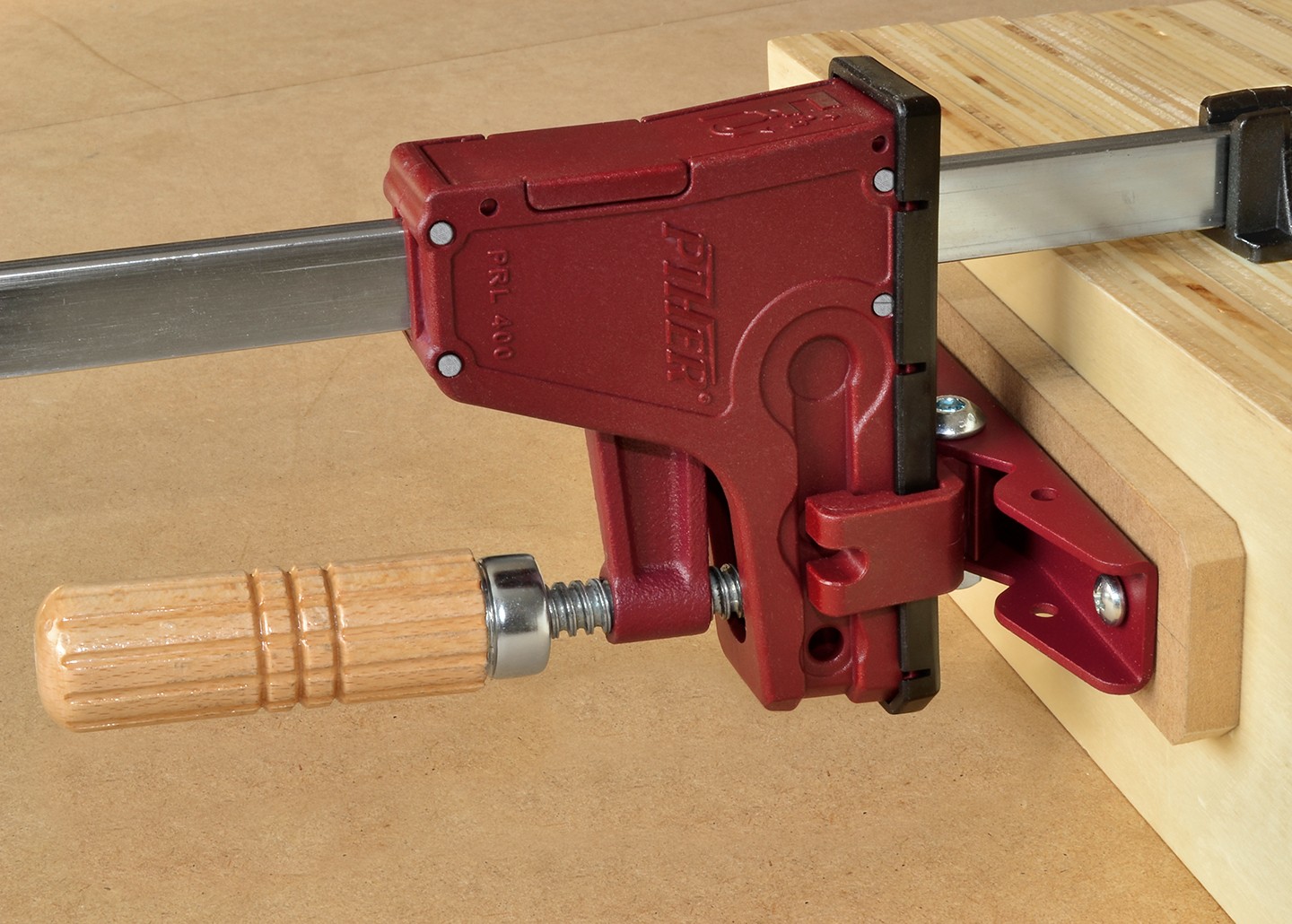 SET DE ZAPATAS PIVOTANTES PARA TORNILLO APRIETE PRL 400