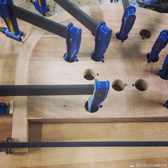 Tornillo de apriete sistema émbolo