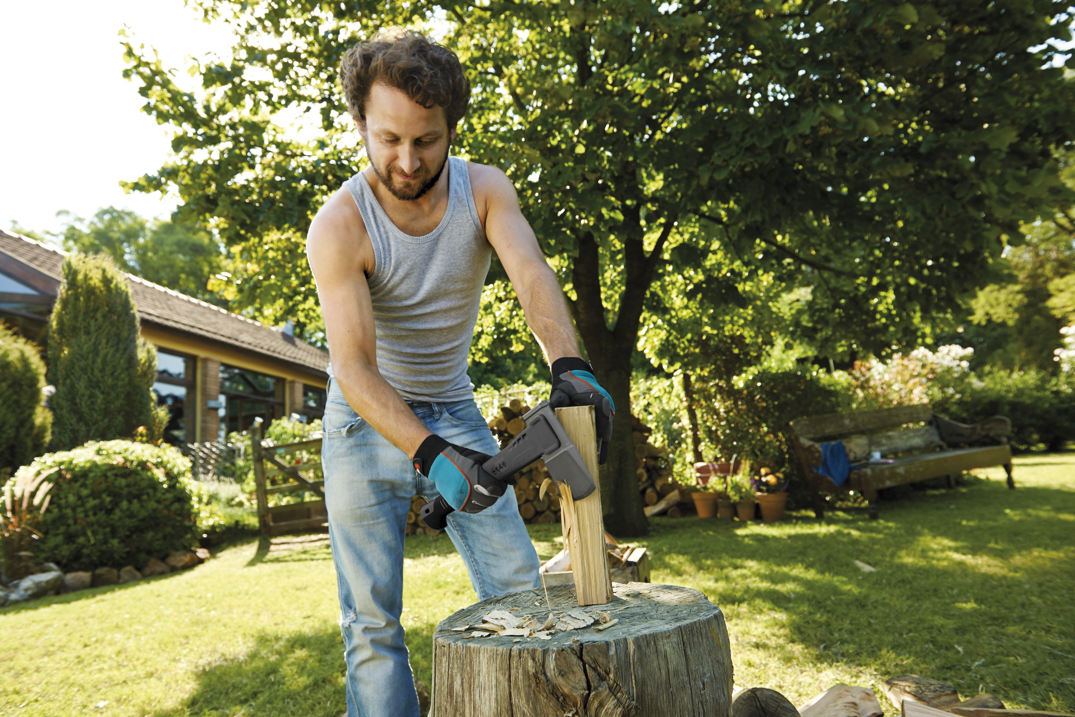 Hacha Universal 1000 A