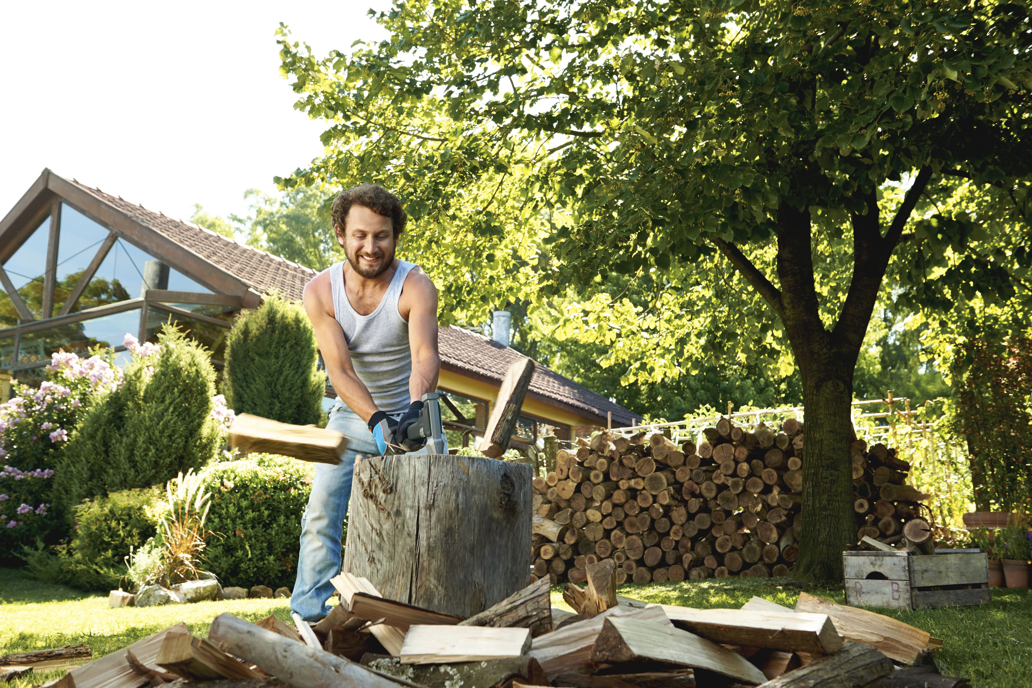 Hacha Universal 1000 A