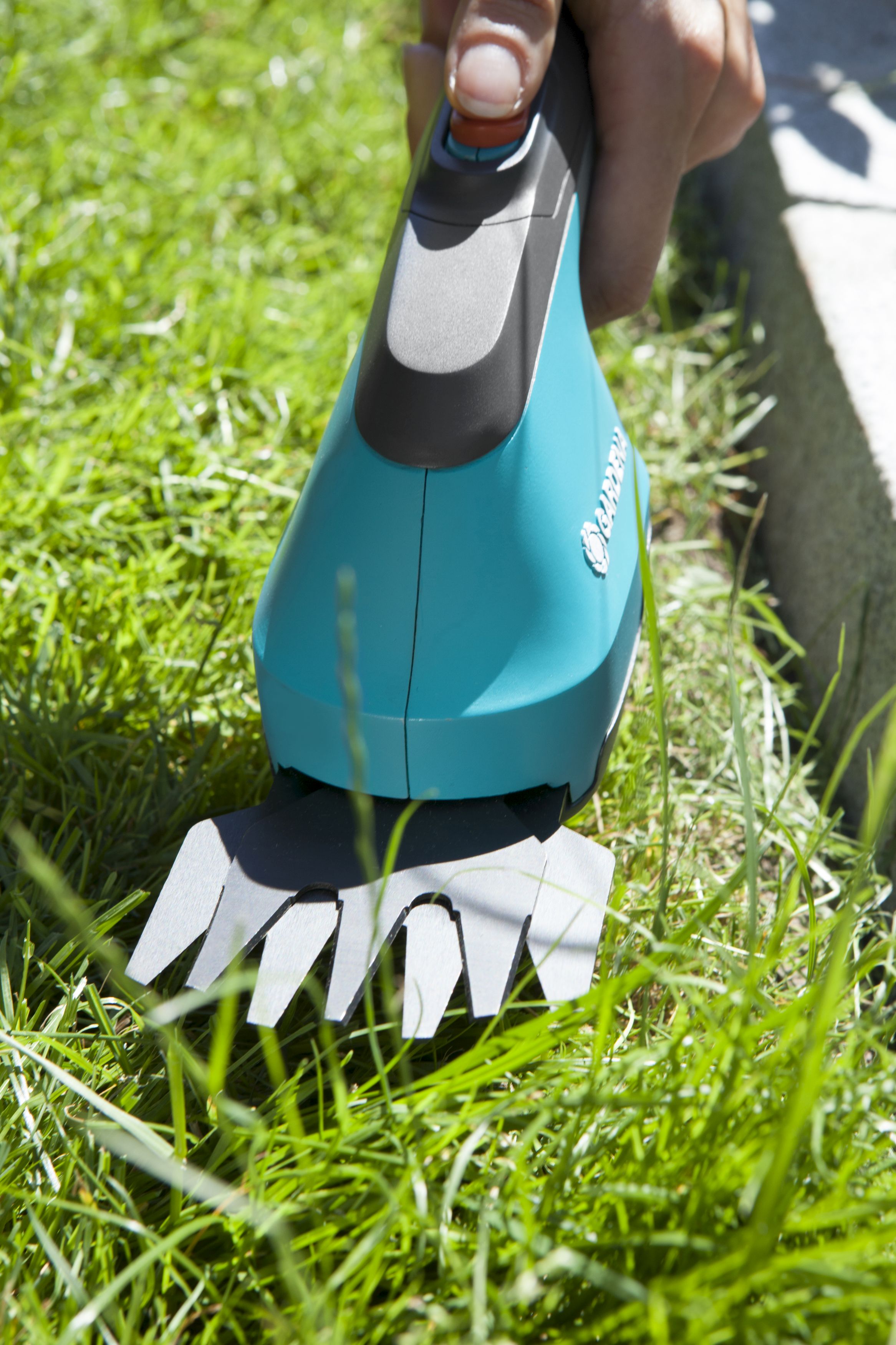 Tijeras cortacésped AccuCut Li