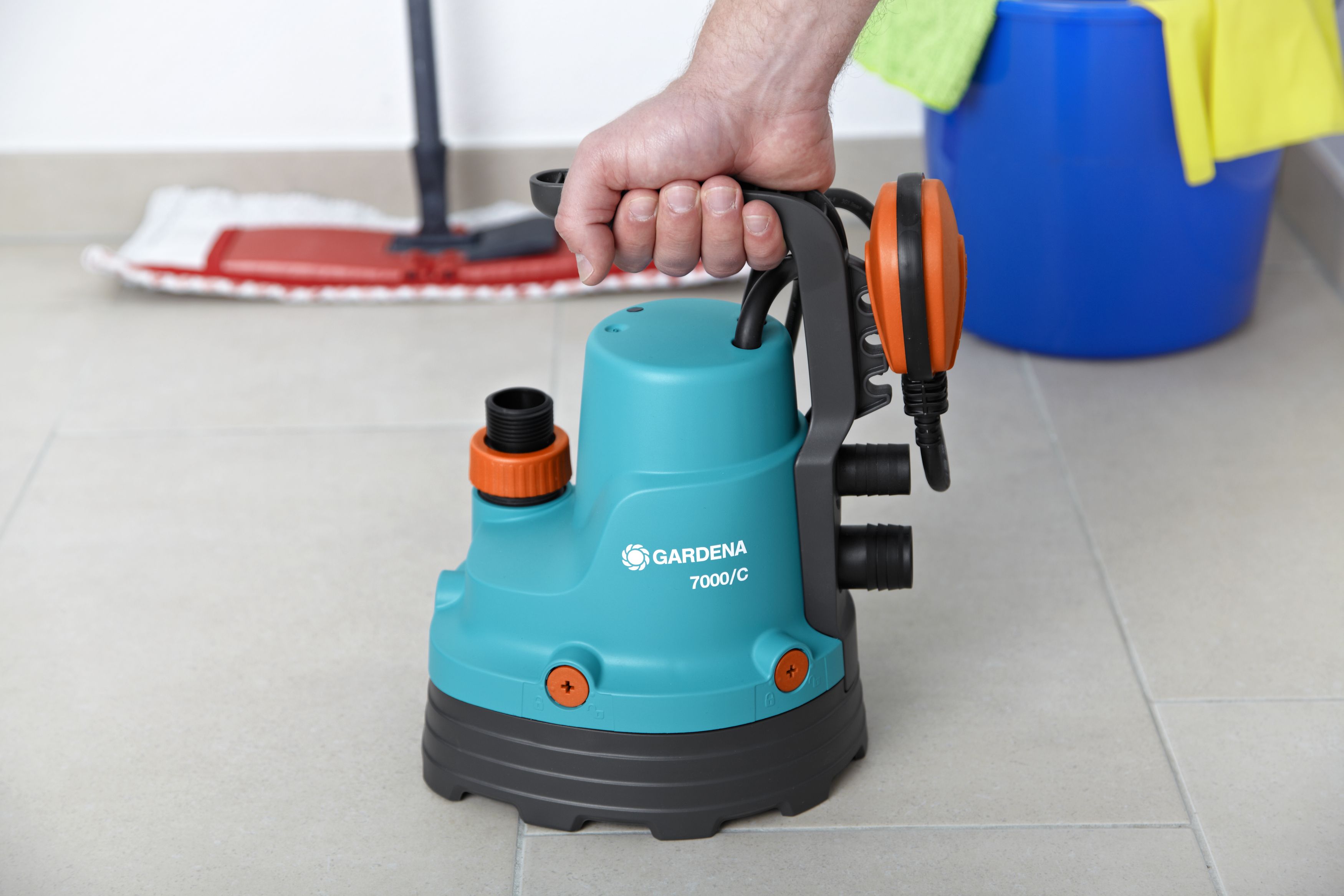 Bomba de achique de aguas limpias 7000/C