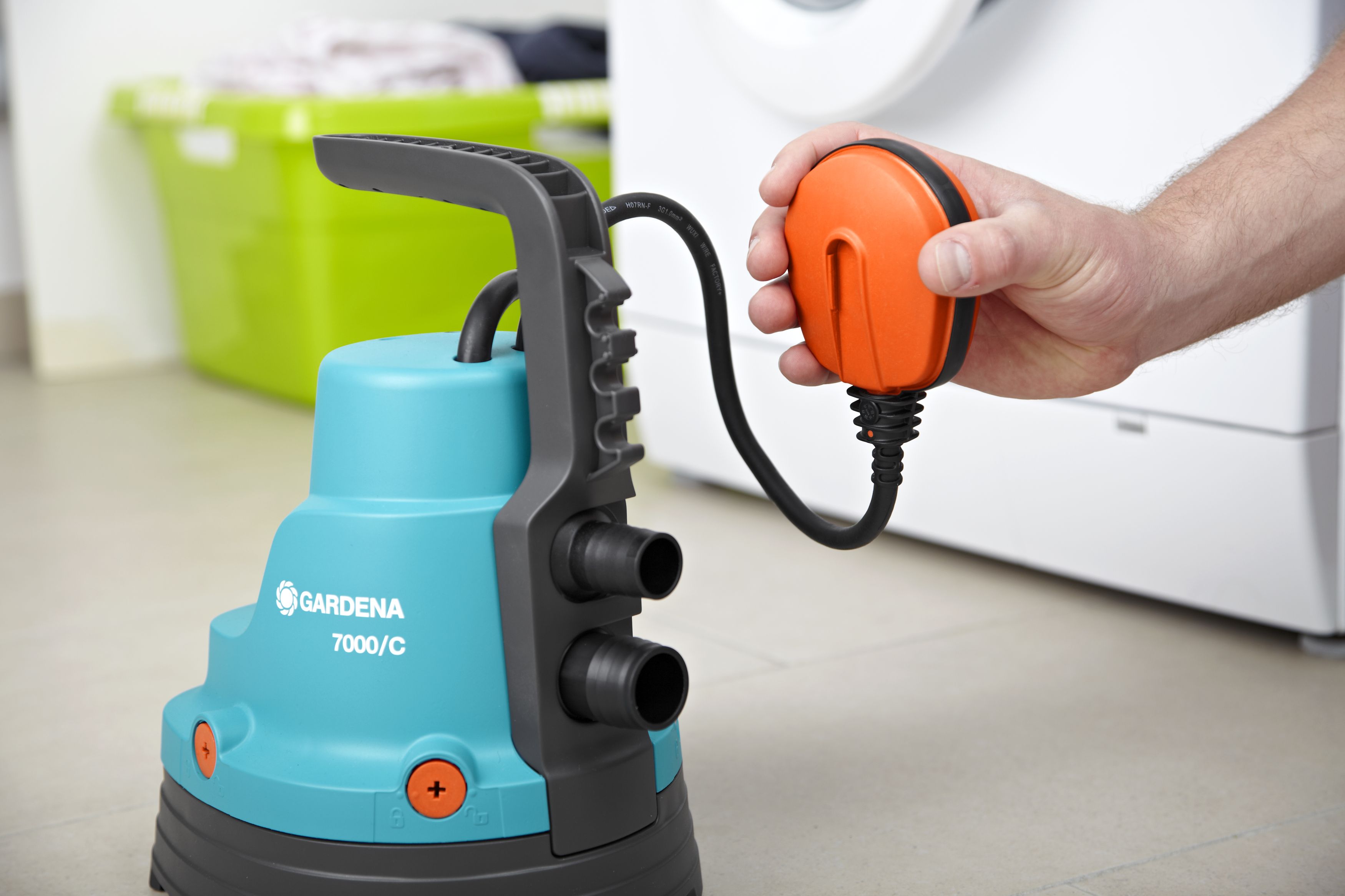 Bomba de achique de aguas limpias 7000/C