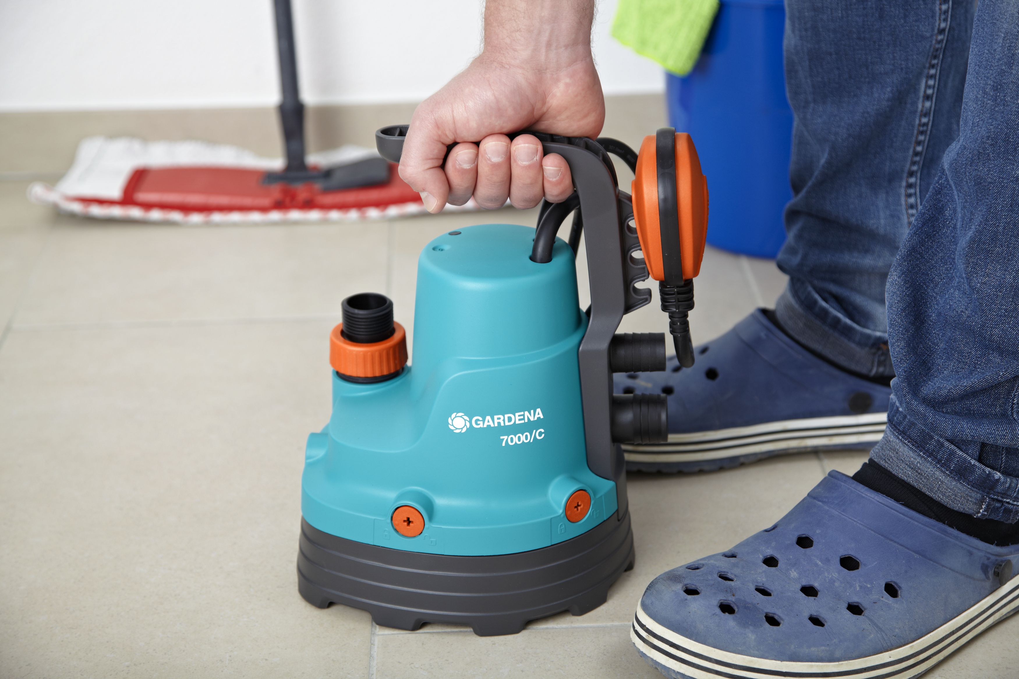 Bomba de achique de aguas limpias 7000/C