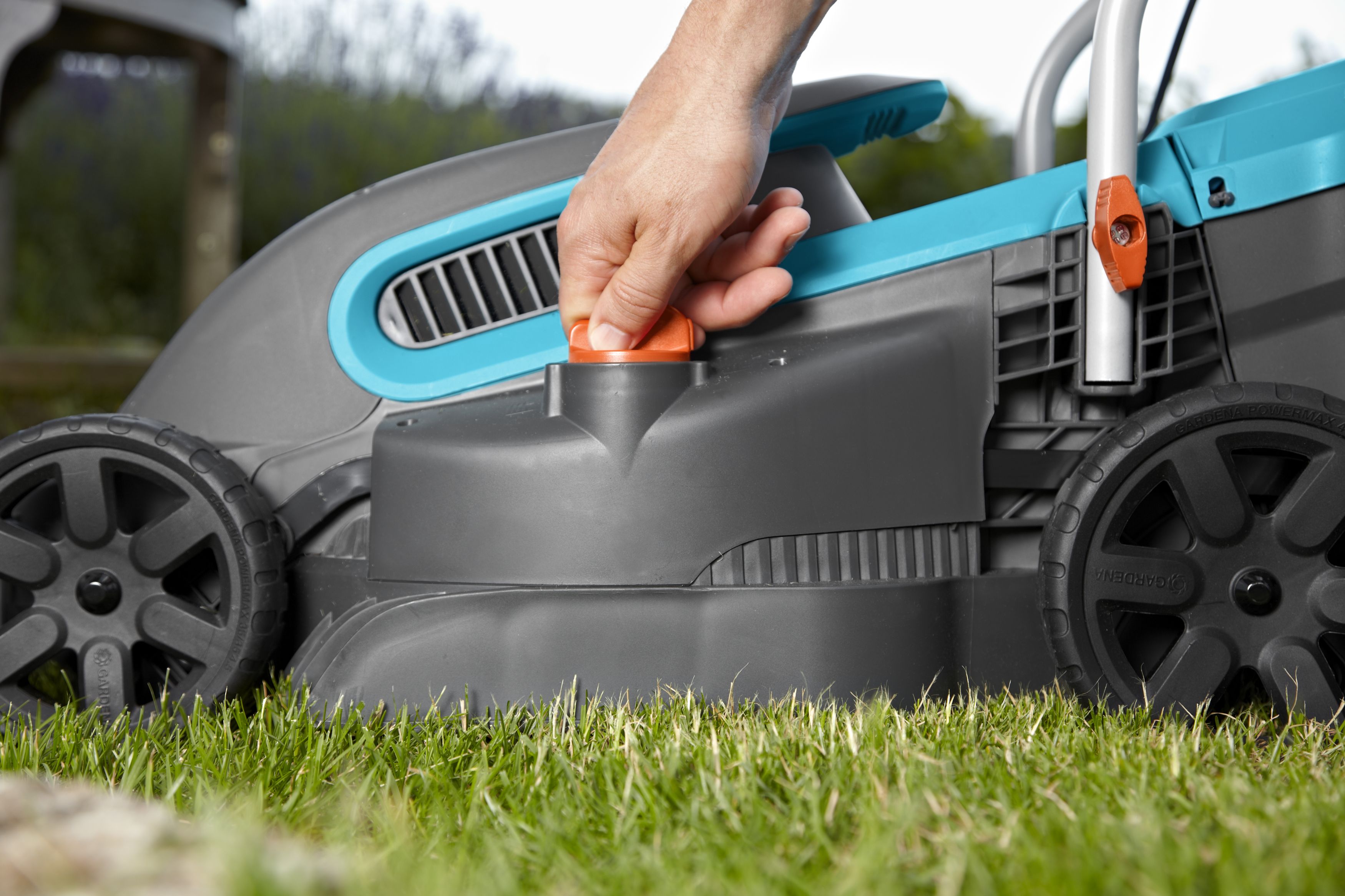 Cortacésped PowerMax 1200/32