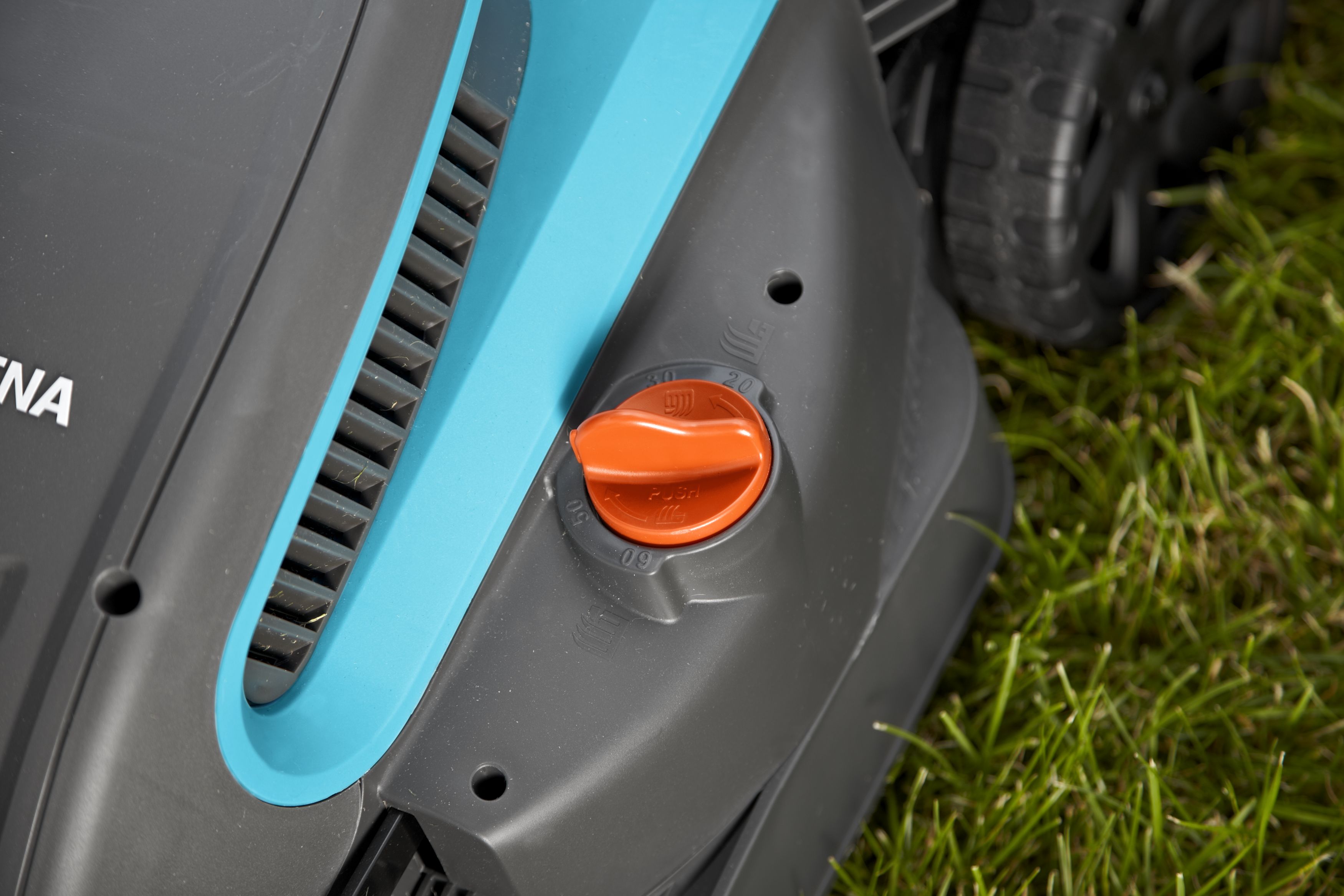 Cortacésped PowerMax 1200/32