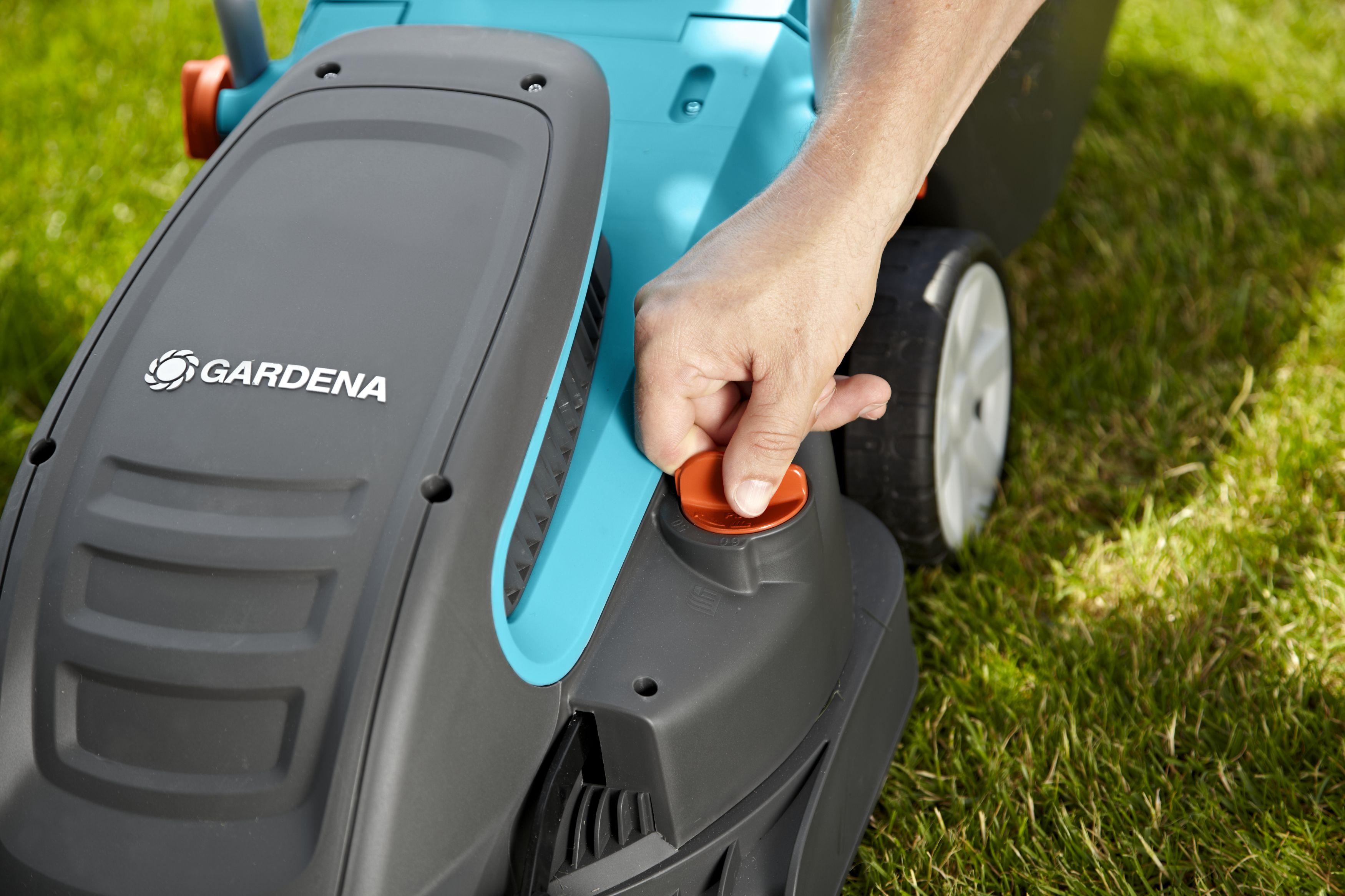 Cortacésped PowerMax 1400/34