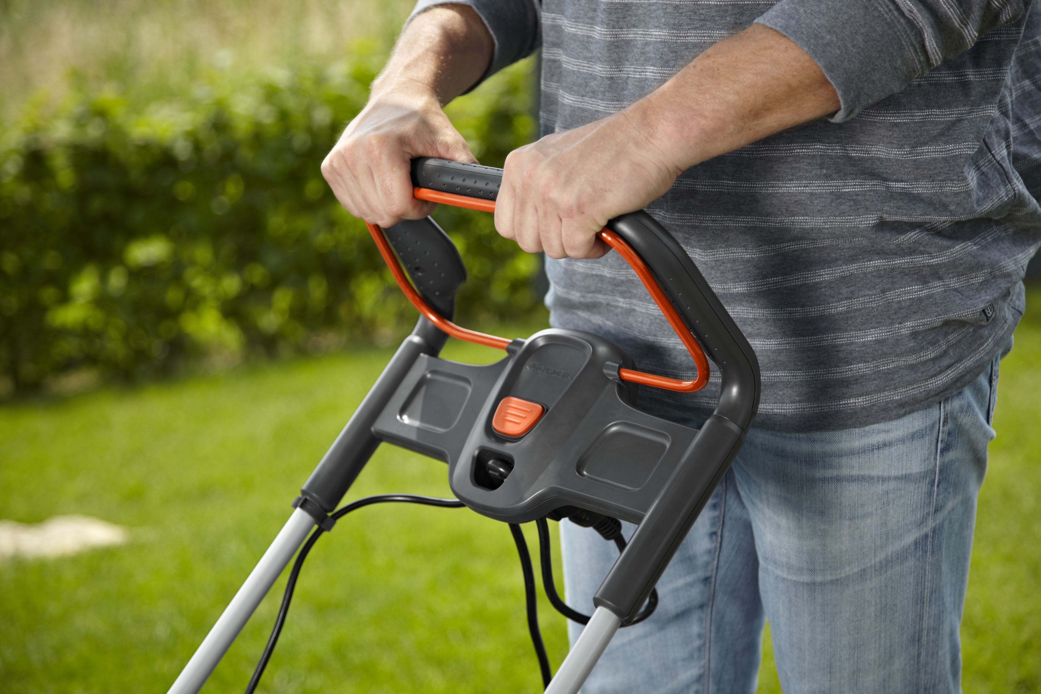 Cortacésped PowerMax 1400/34