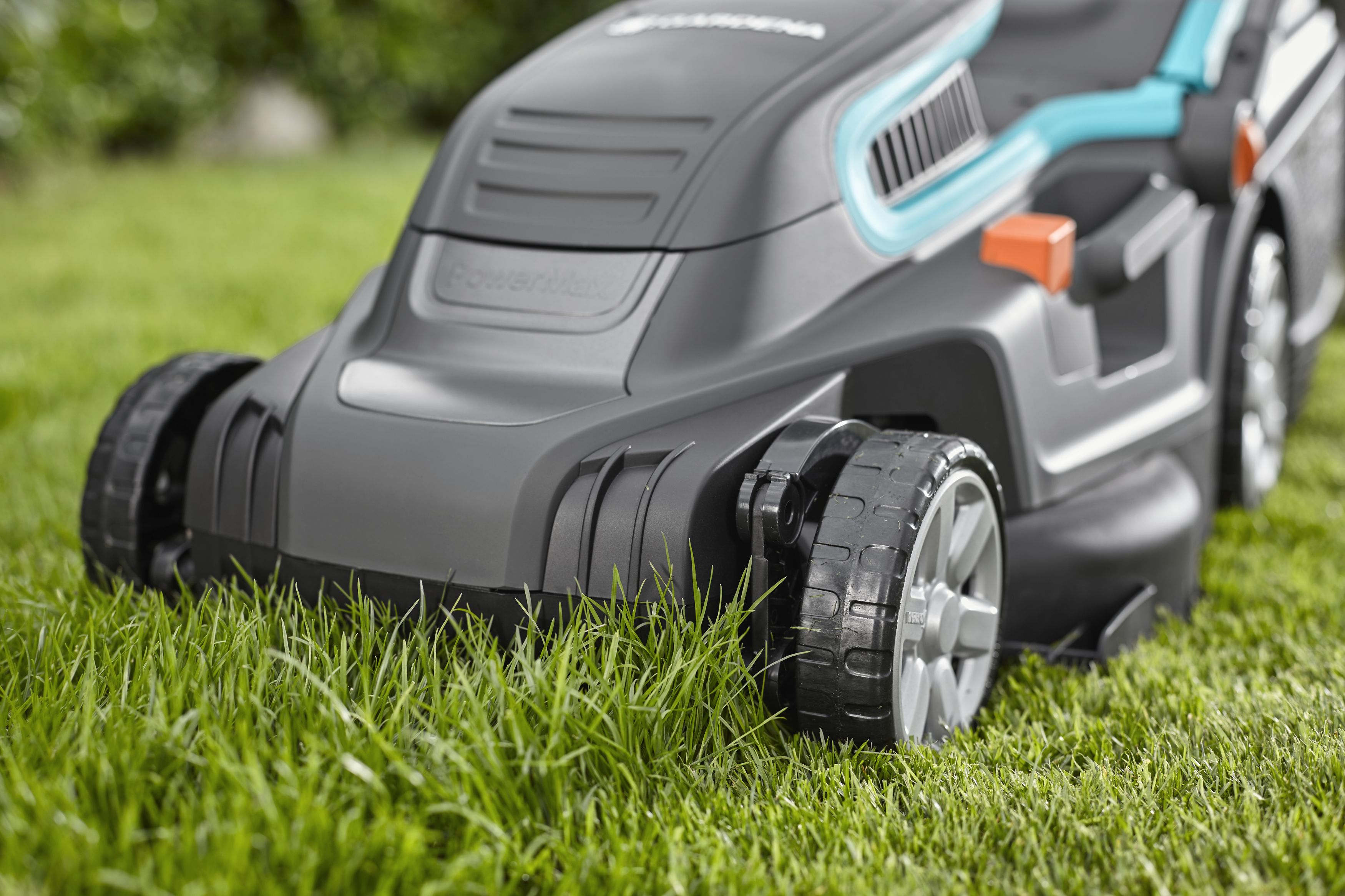 Cortacésped PowerMax 1800/42