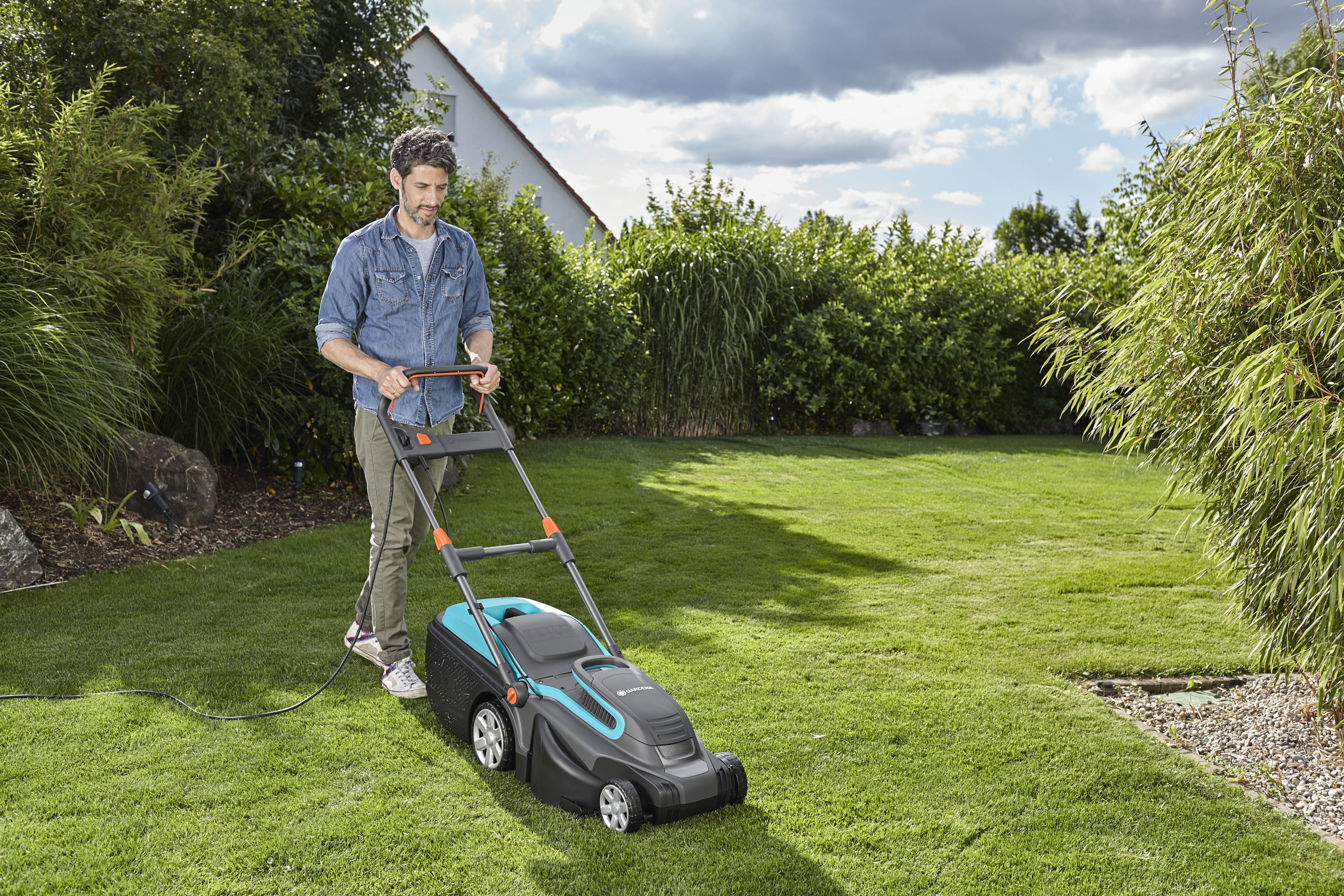 Cortacésped PowerMax 1800/42