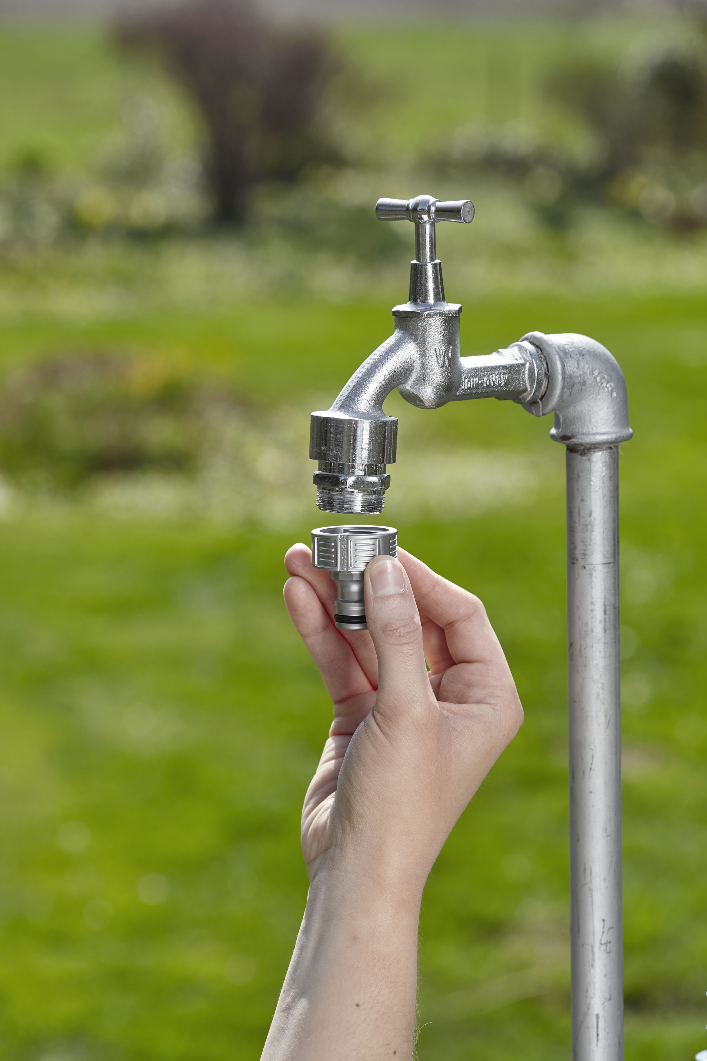 Conector de grifo Premium 21 mm (G1/2\\\"). Blister