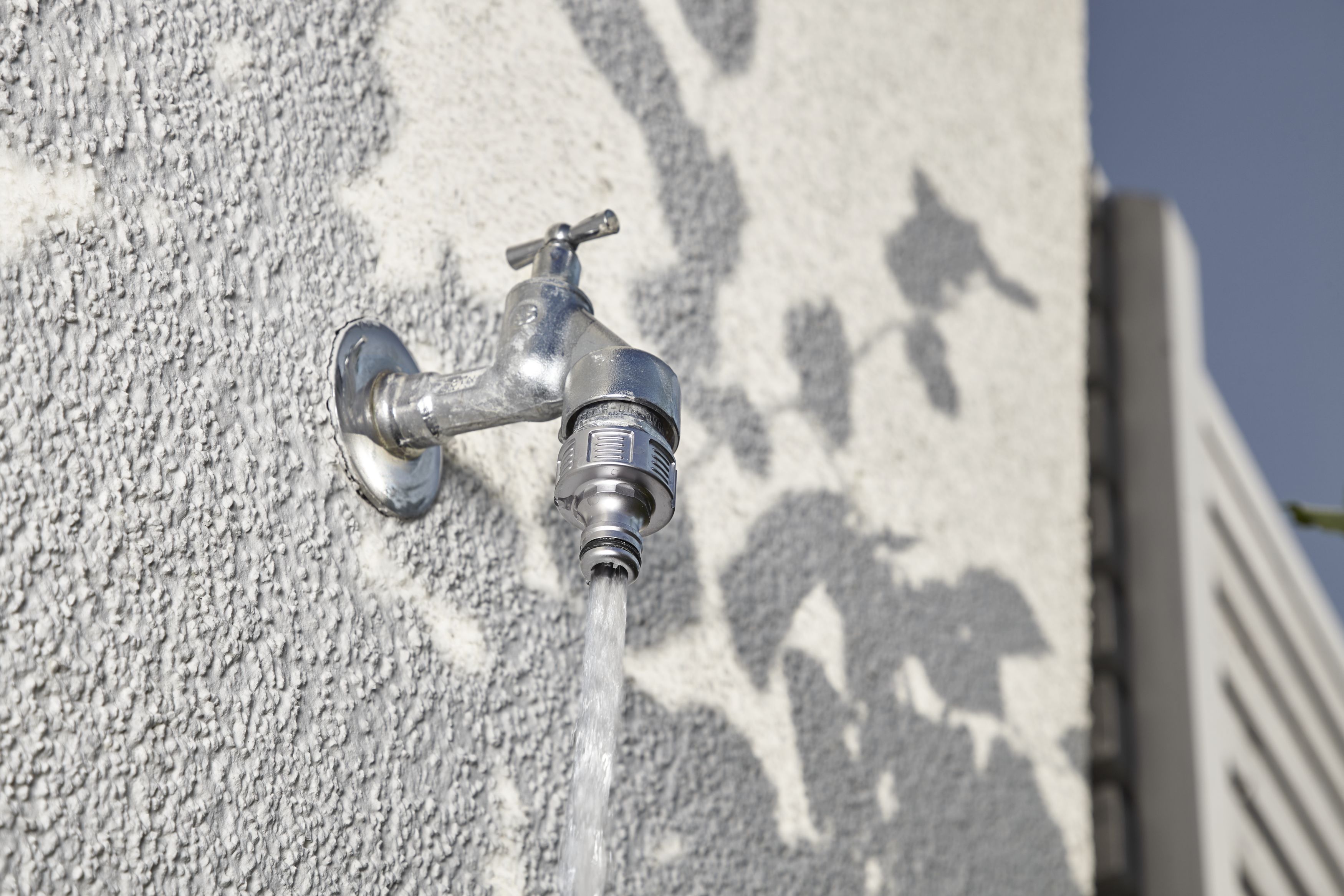 Conector de grifo Premium 21 mm (G1/2\\\"). Blister