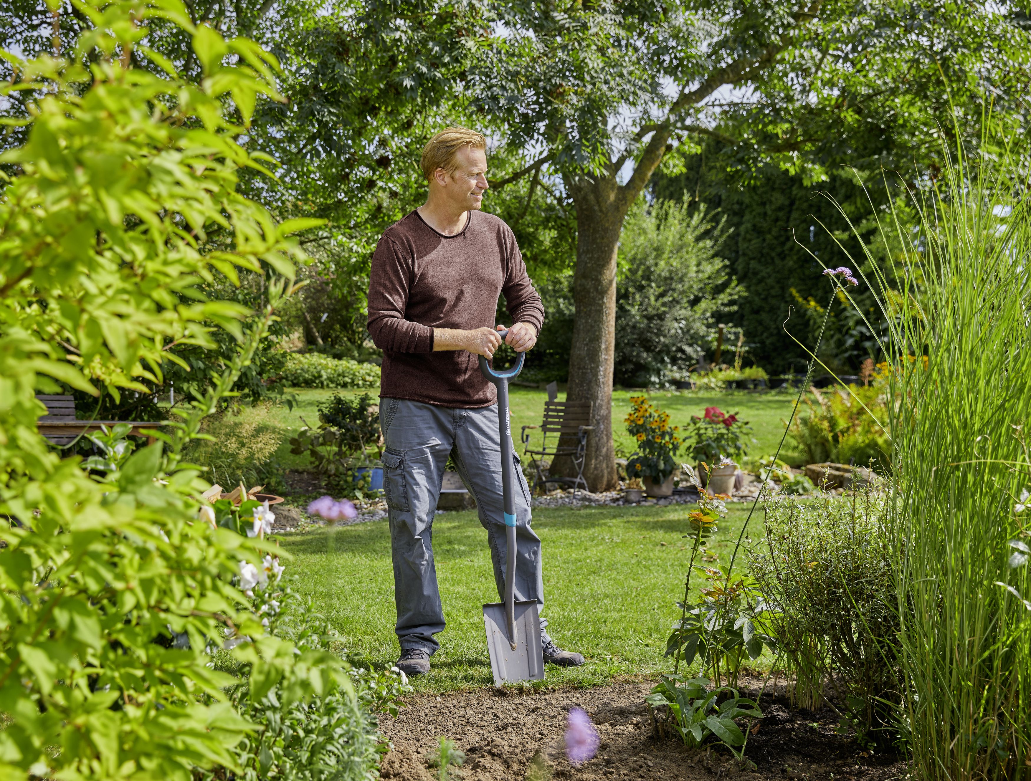 Pala cuadrada Ergoline