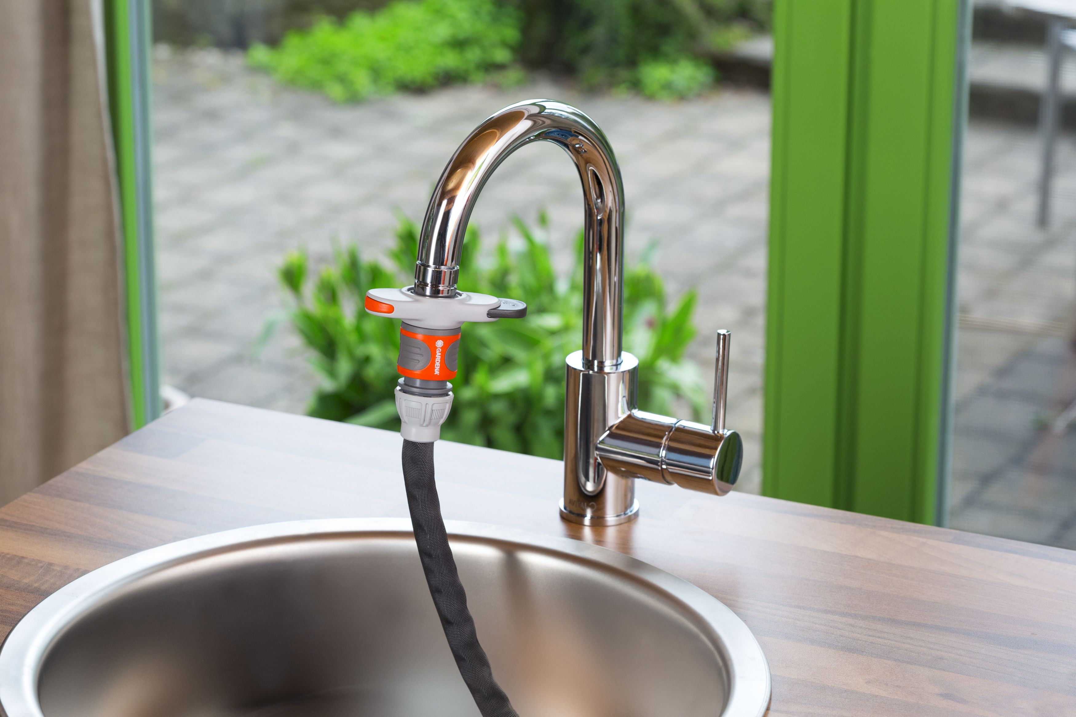 Adaptador para grifo interior