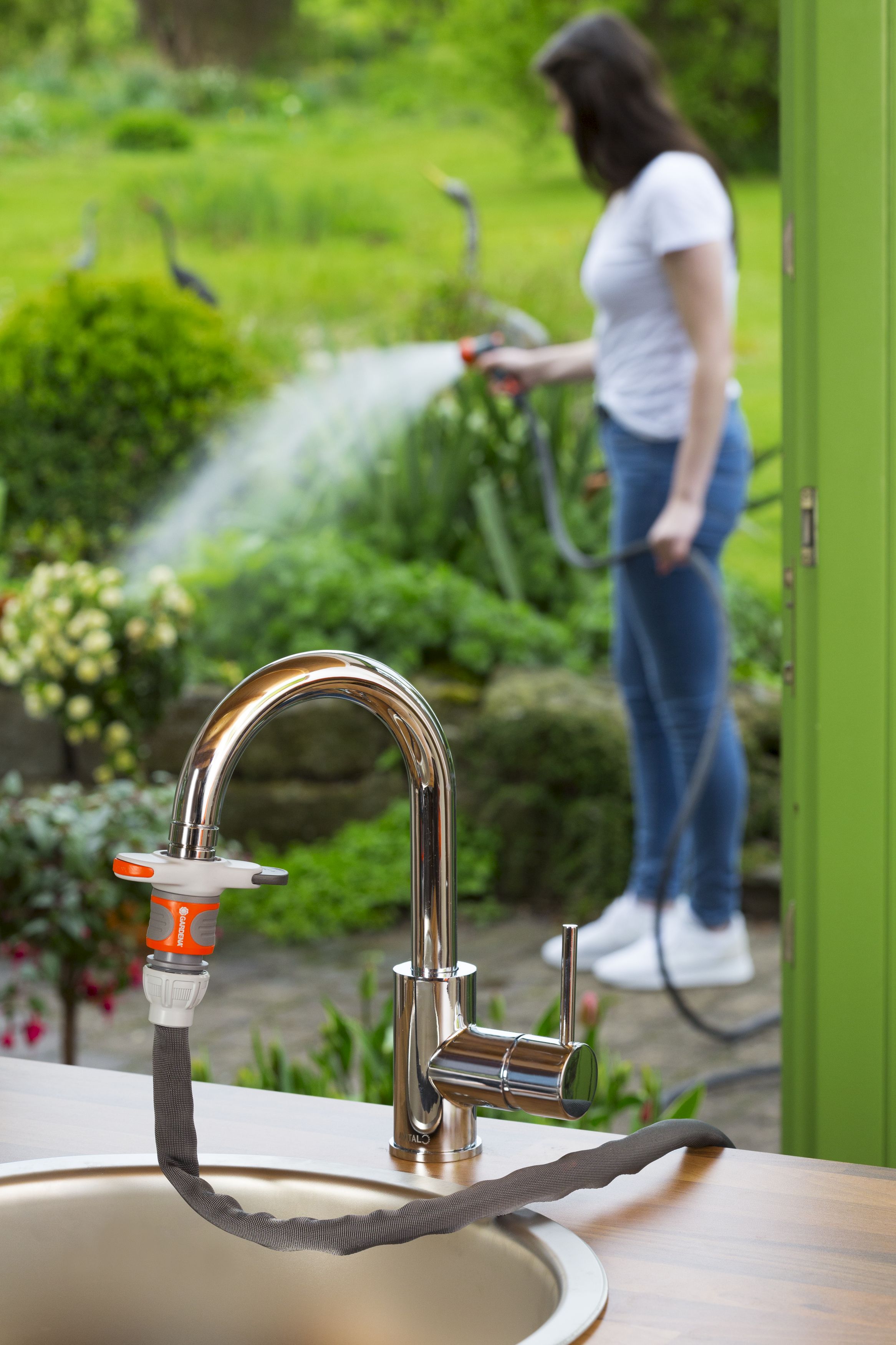 Adaptador para grifo interior