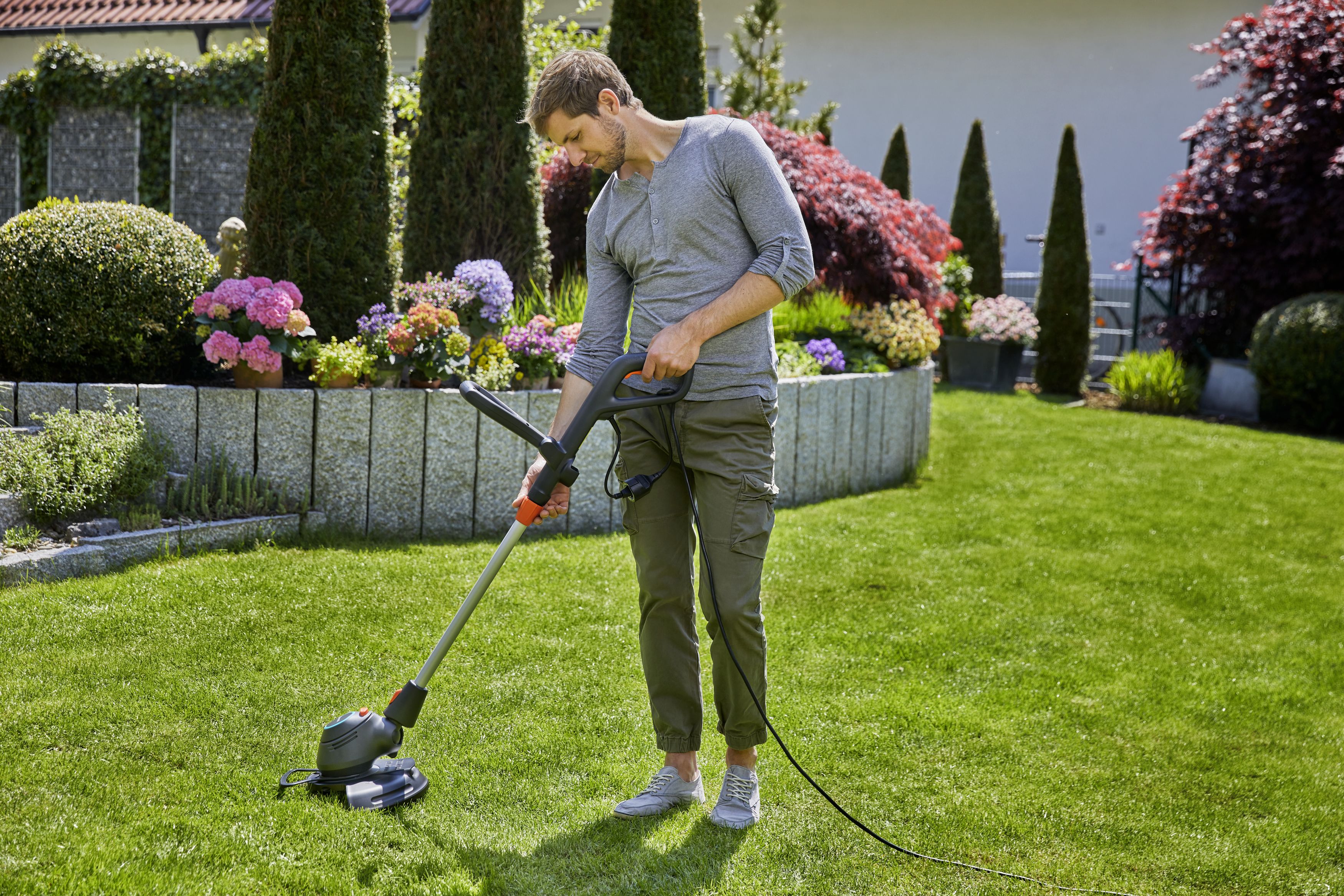 Cortabordes electrico ComfortCut 550/28