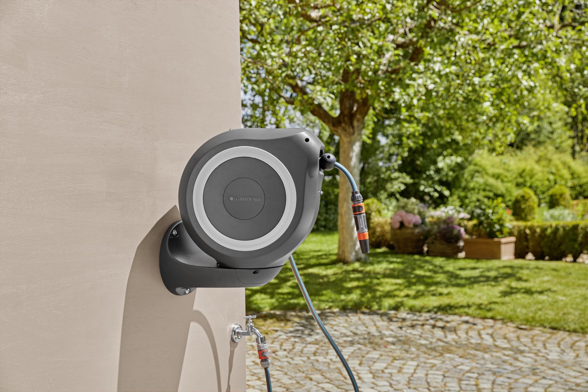 Portamanguera de pared RollUp M