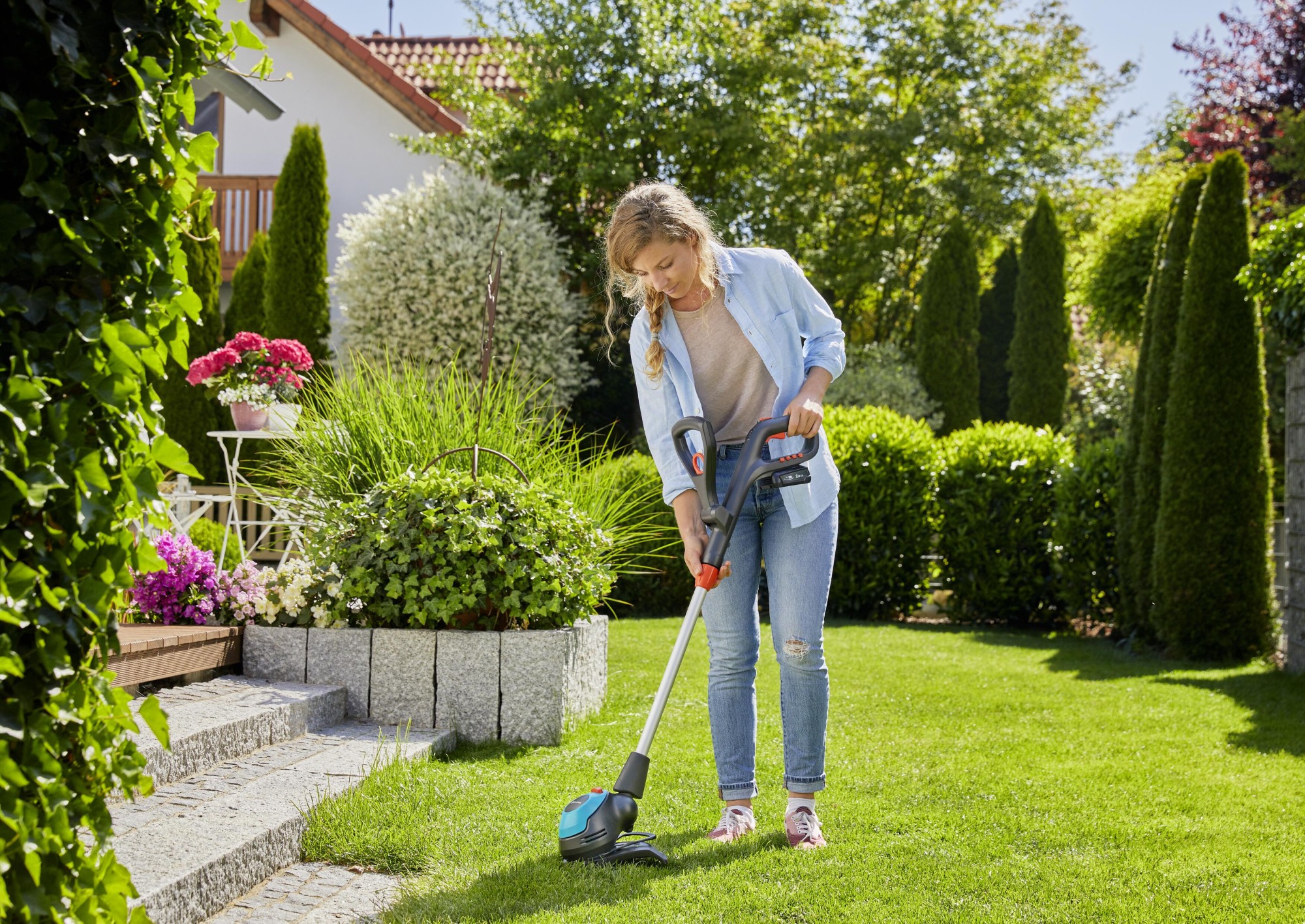 Set Recortabordes de batería EasyCut 23/18V P4A sin batería