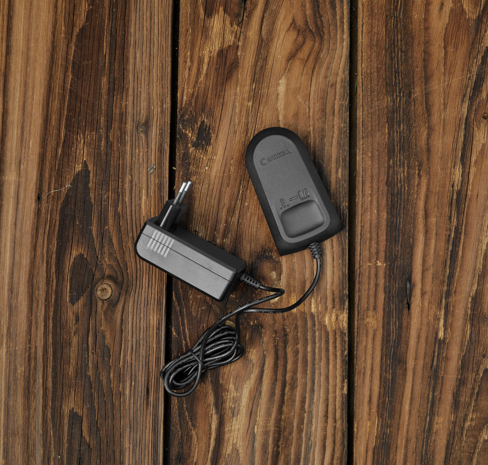 Cargador estándar P4AAL 1810 CV