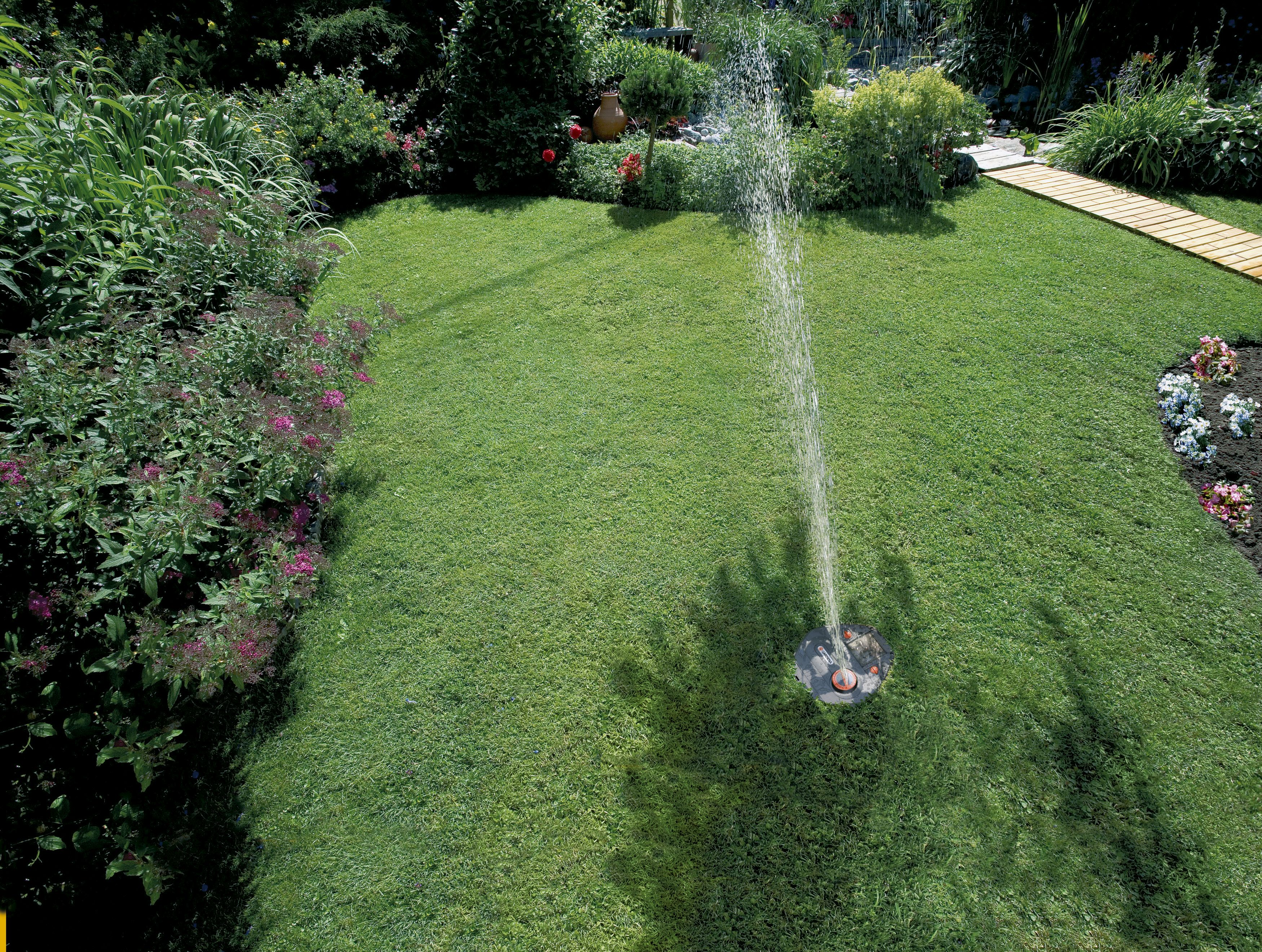 Aspersor emergente para superficies asimétricas AquaContour automatic