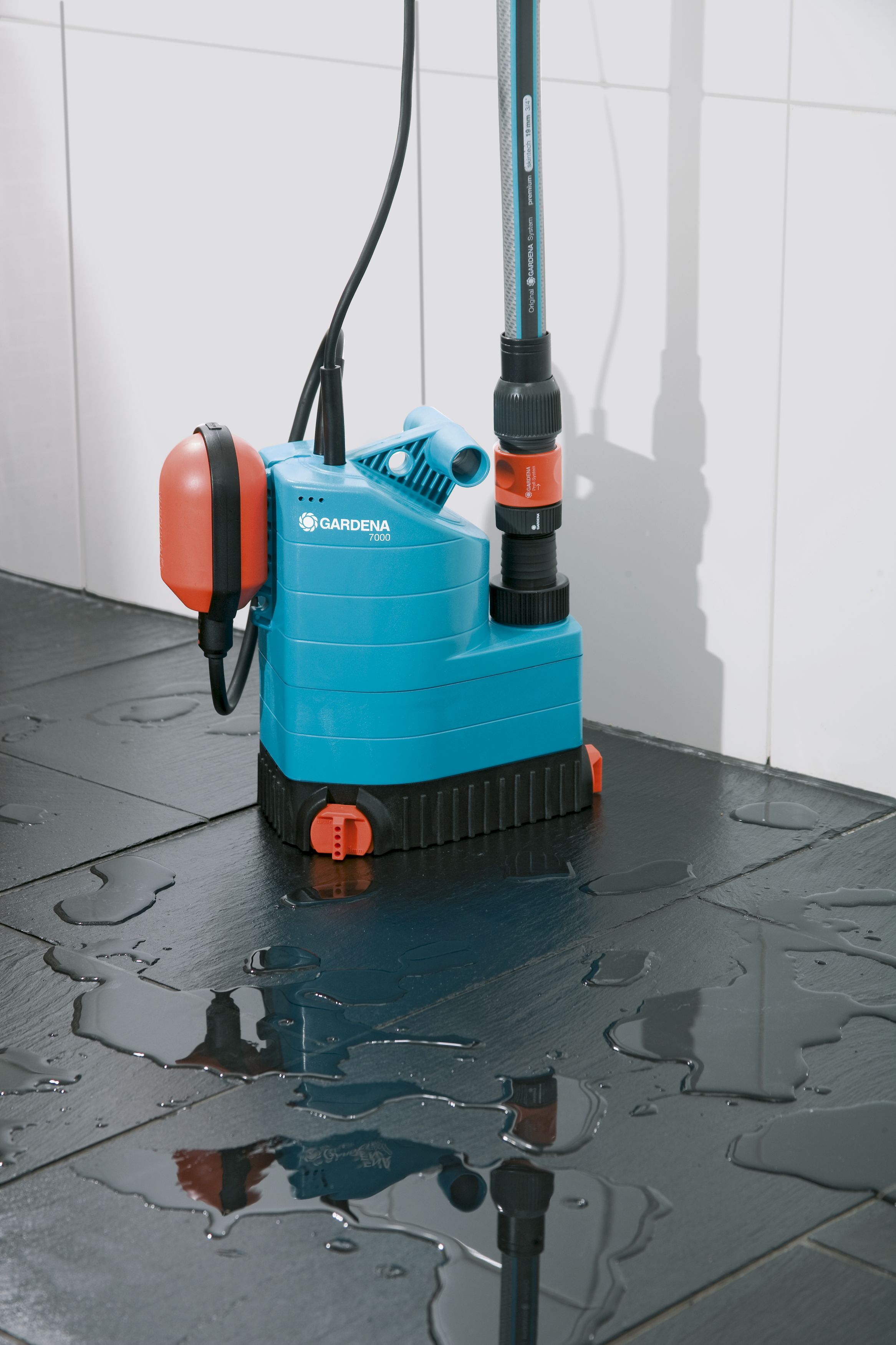 Bomba sumergible de aguas limpias 7000 Classic