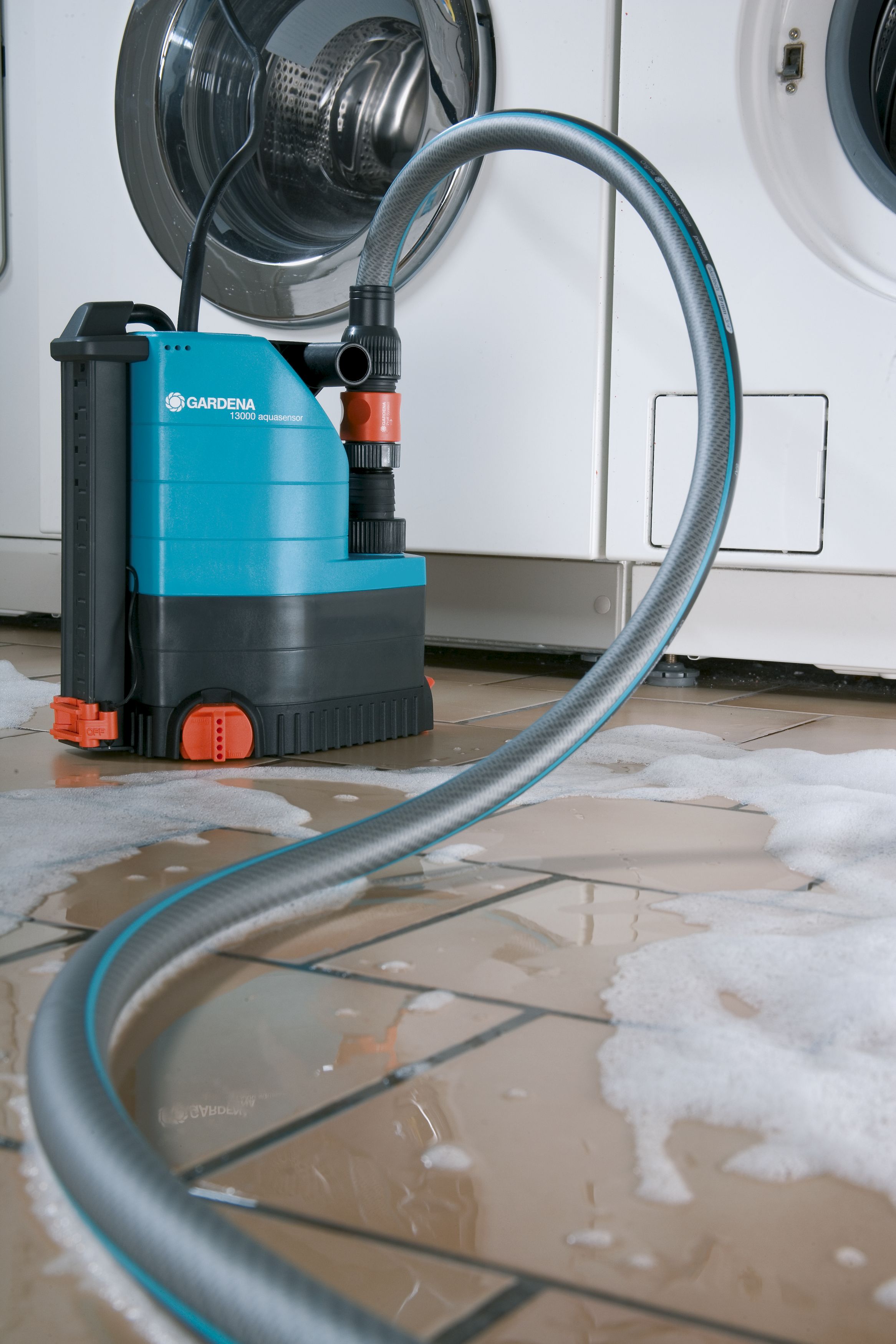 Bomba sumergible de aguas limpias 13000 aquasensor Comfort