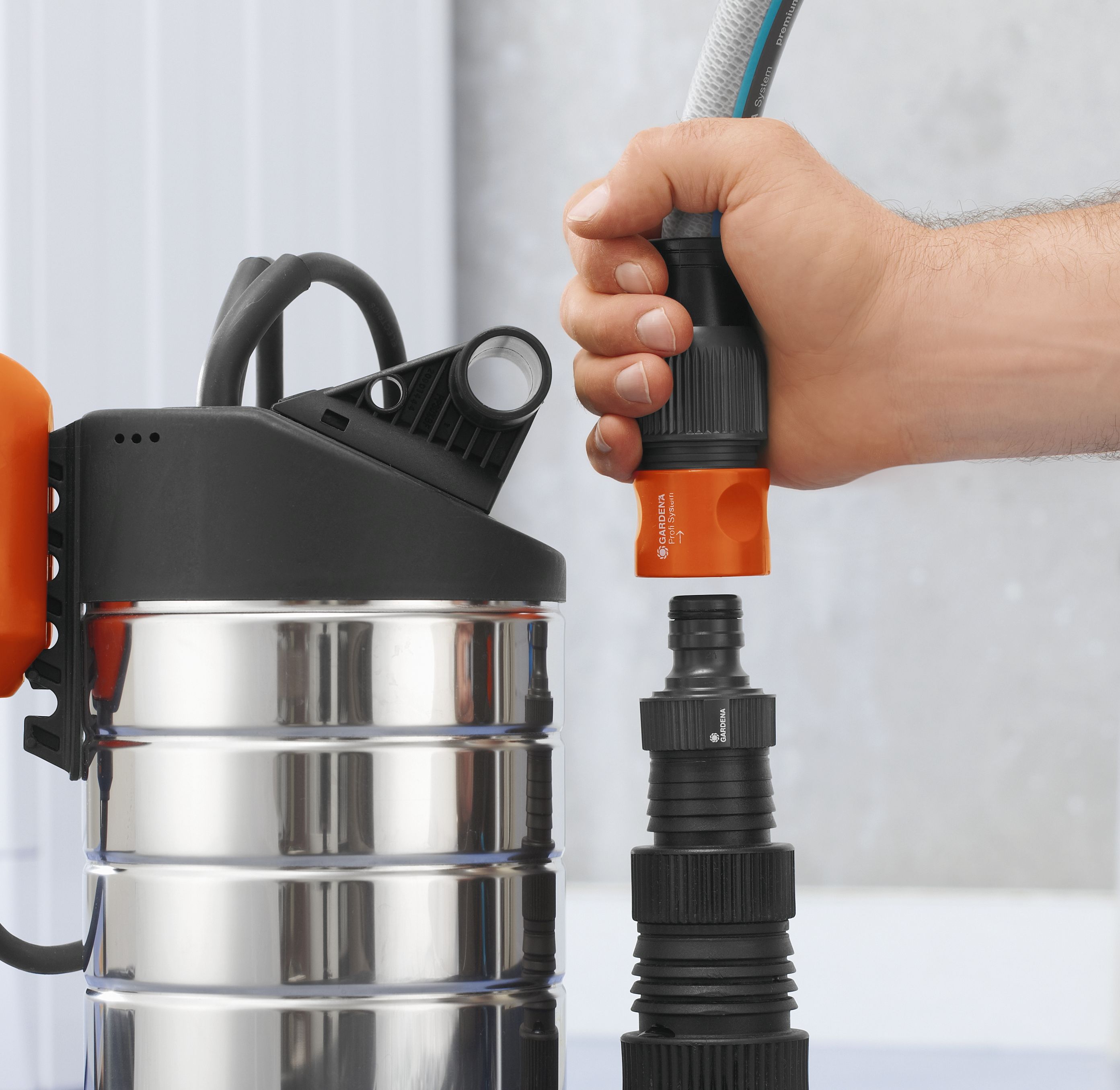 Bomba sumergible para aguas limpias 21000 inox Premium