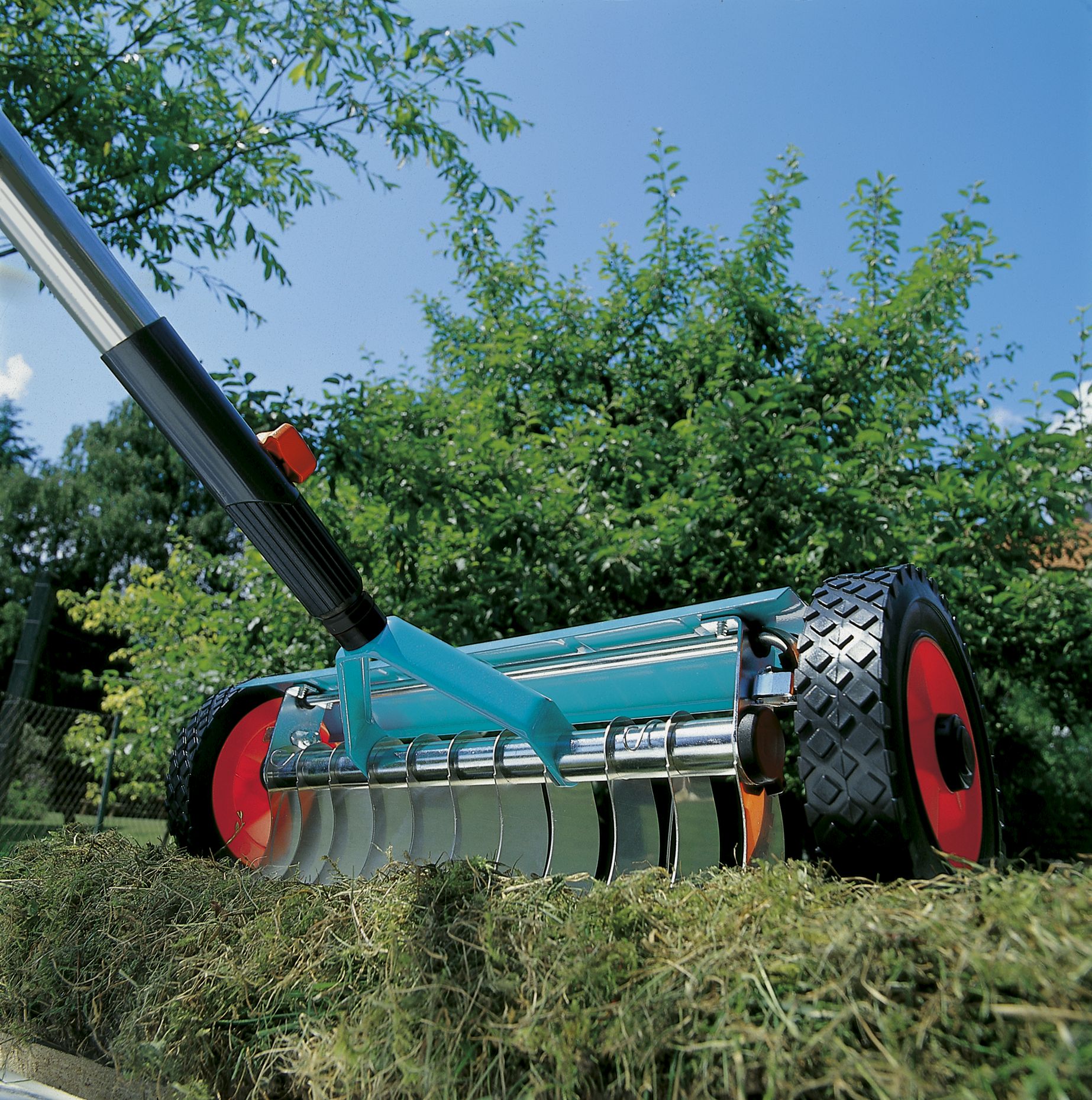 Escarificador con ruedas combisystem