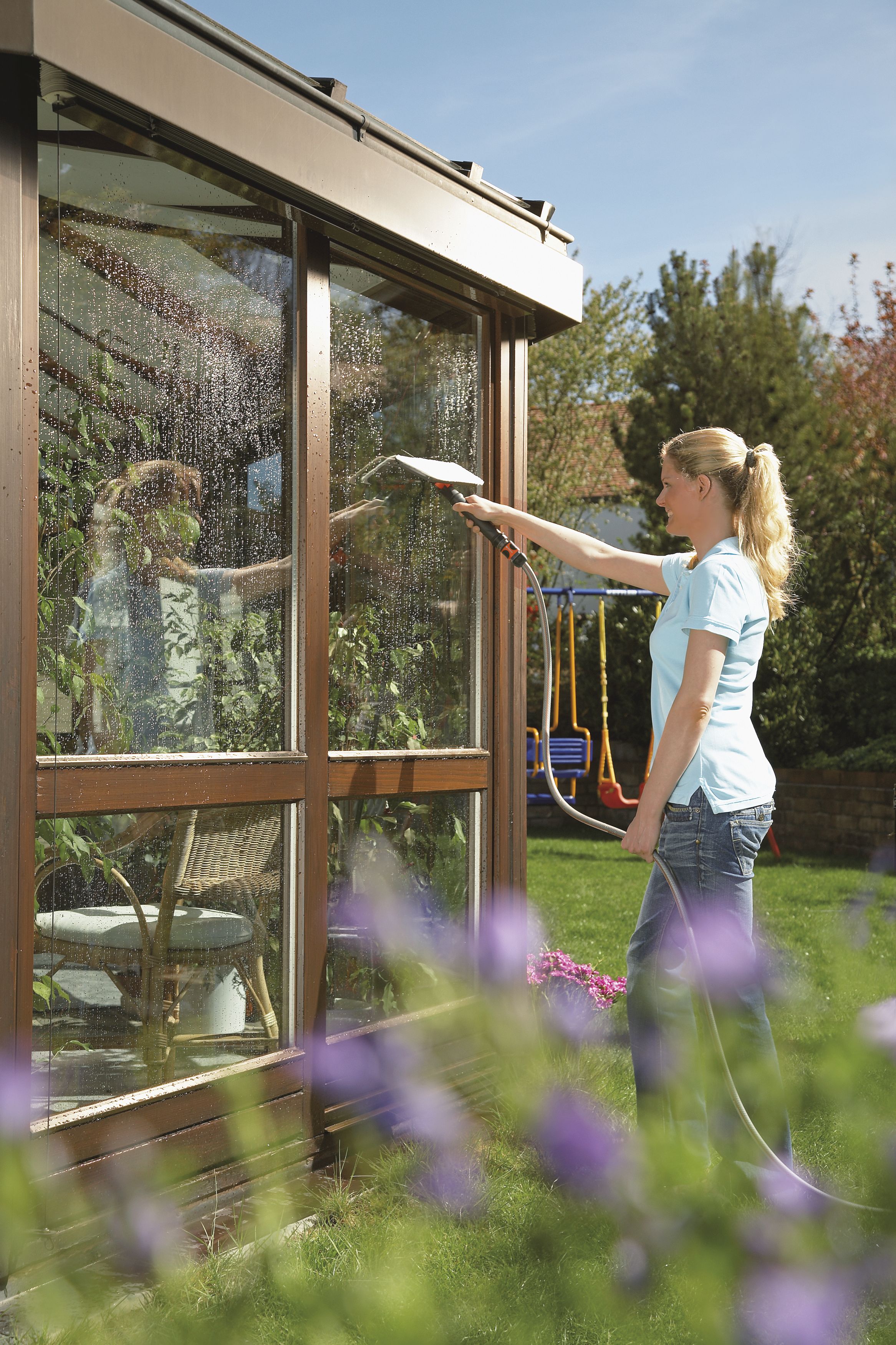 Limpiacristales con rasqueta