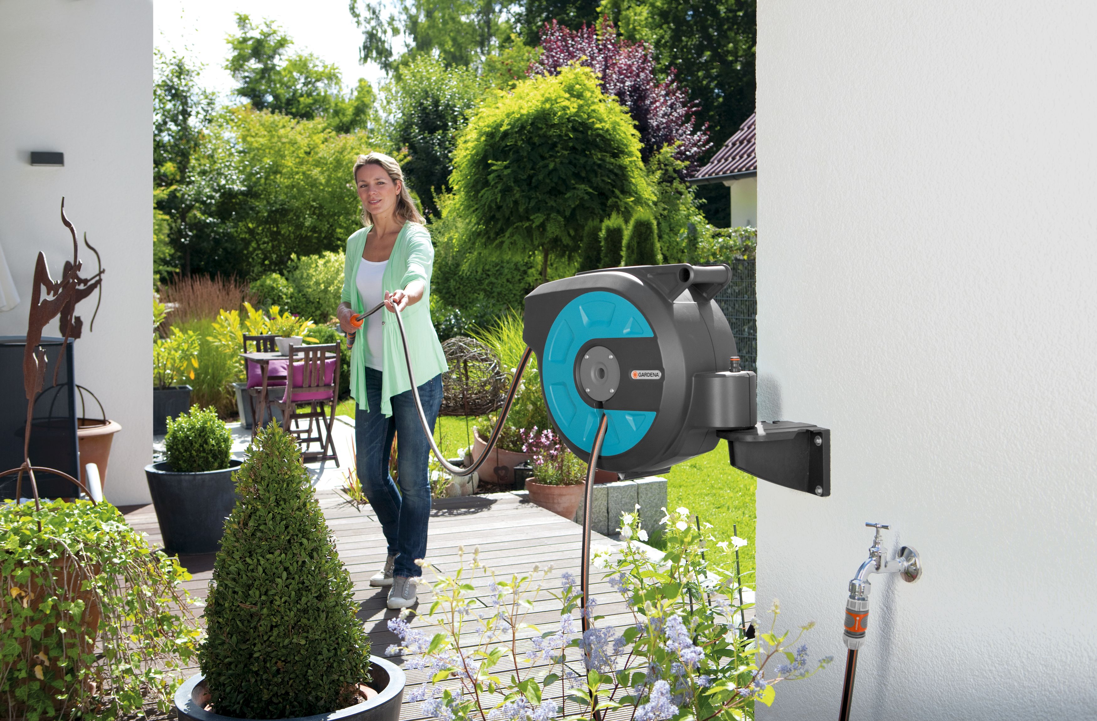 Soporte portamanguera mural roll-up automatic 15