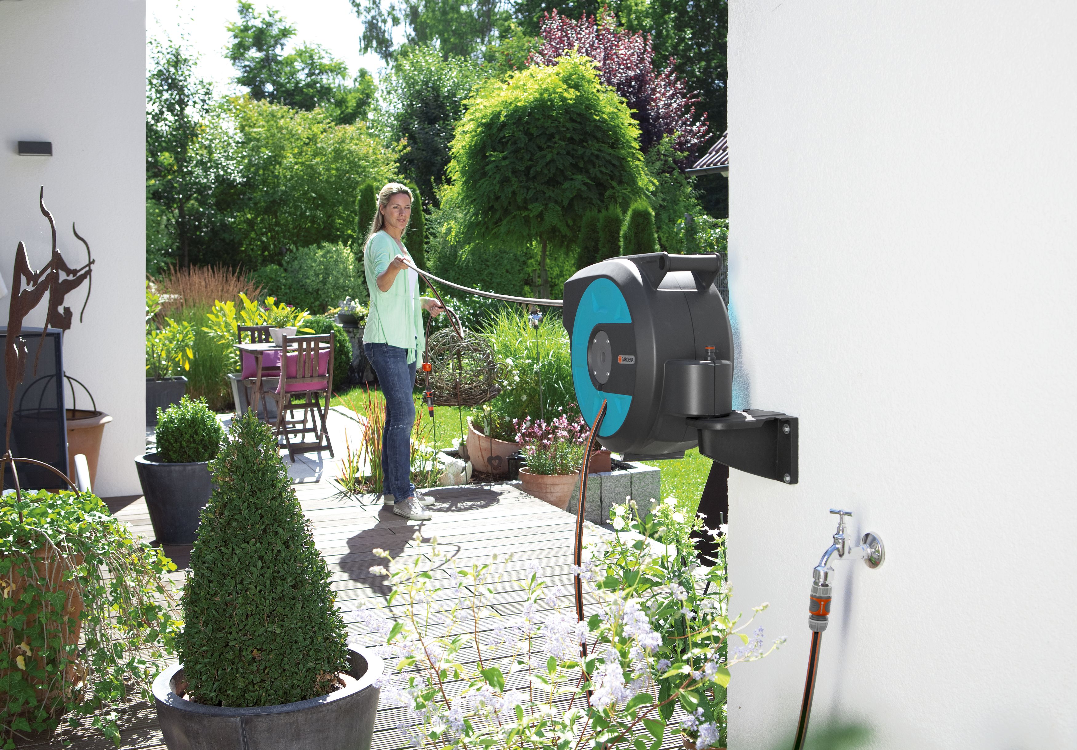 Soporte portamanguera mural roll-up automatic 15