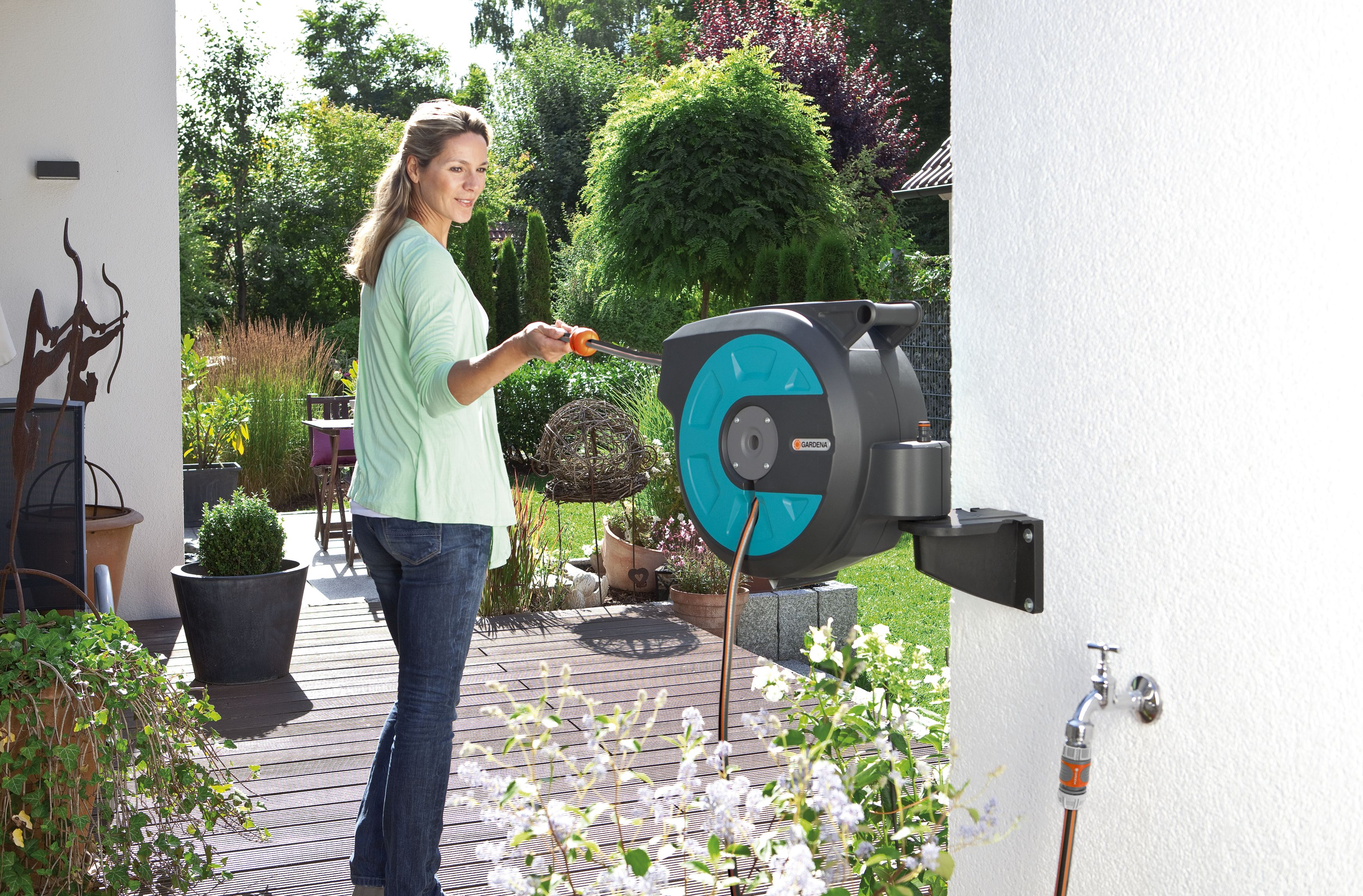 Soporte portamanguera mural roll-up automatic 15