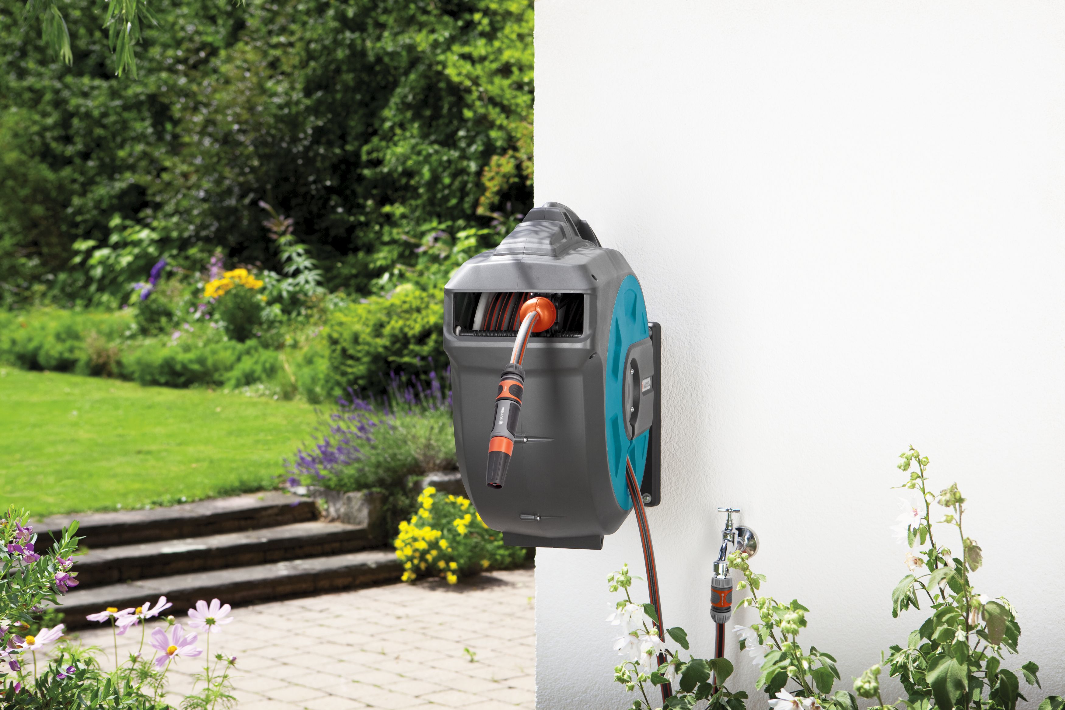 Soporte portamanguera mural roll-up automatic 25