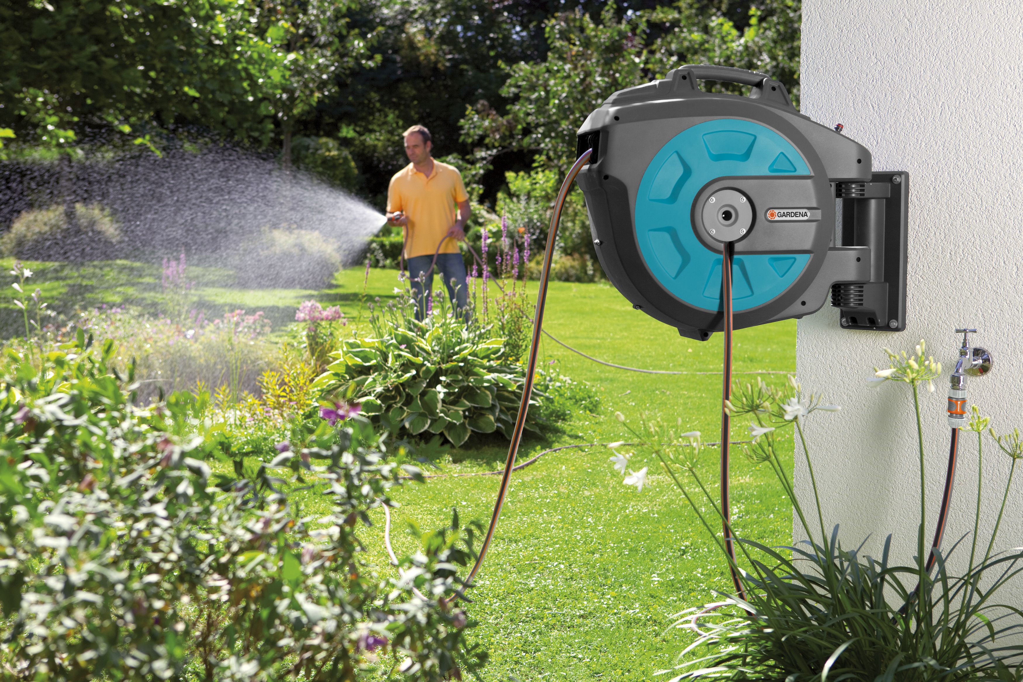 Soporte portamanguera mural roll-up automatic 35