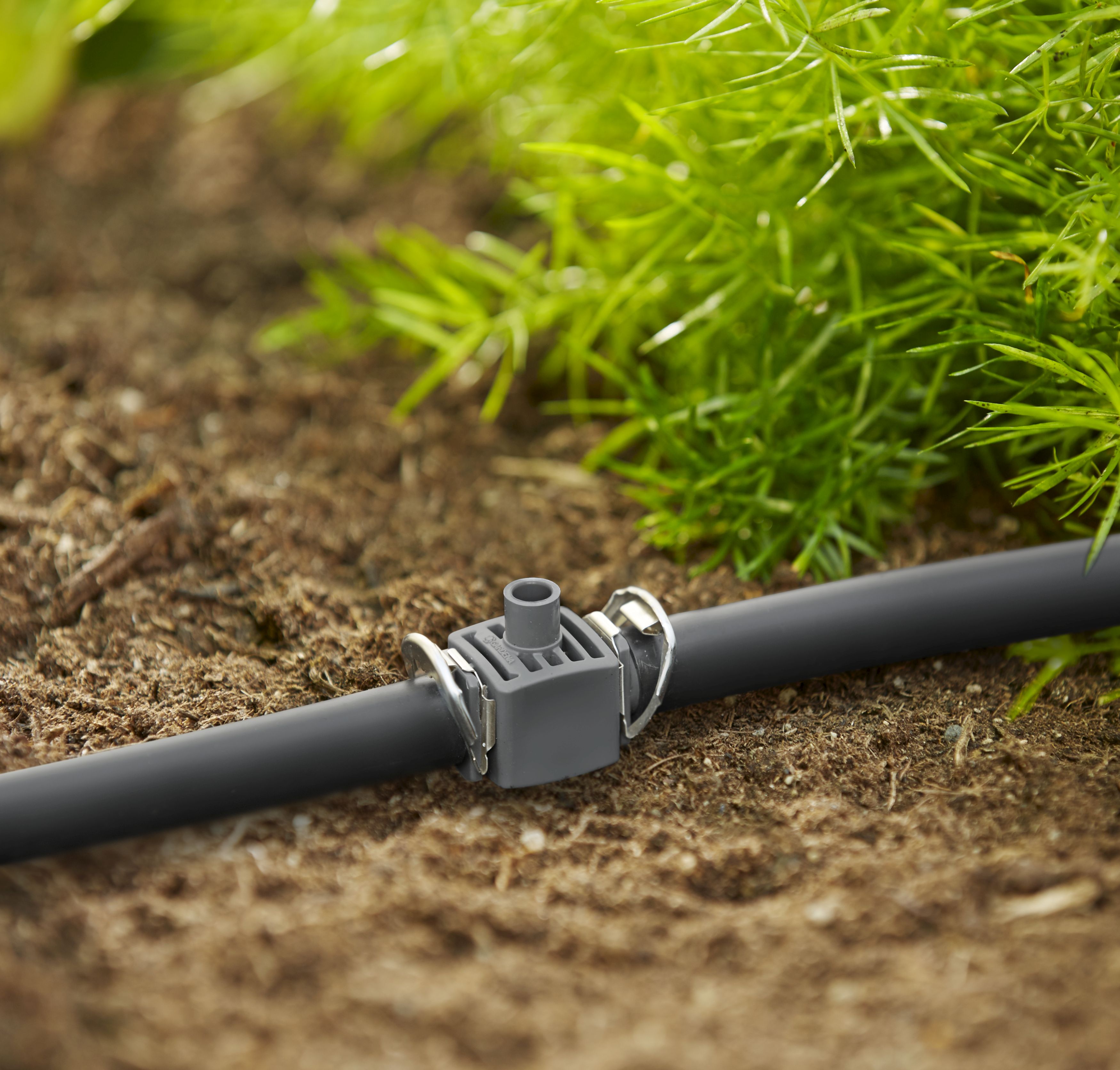 Derivación en T de 13 mm para microdifusores