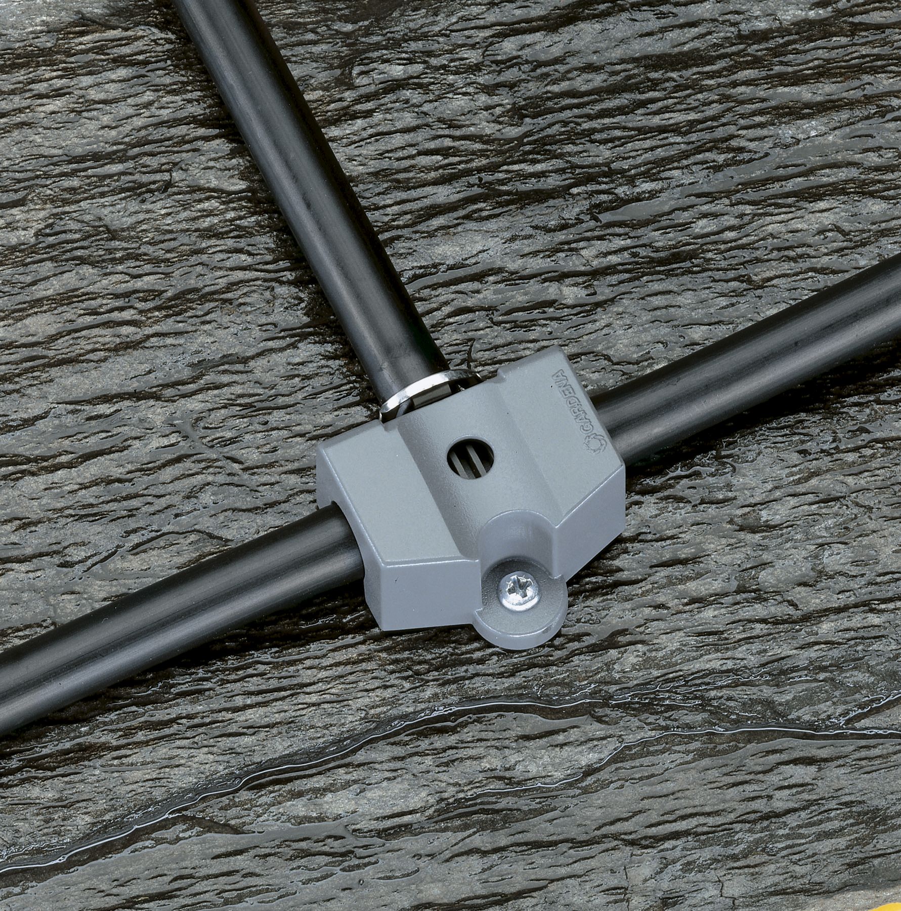 Caballete para tubo Micro-drip 13 mm