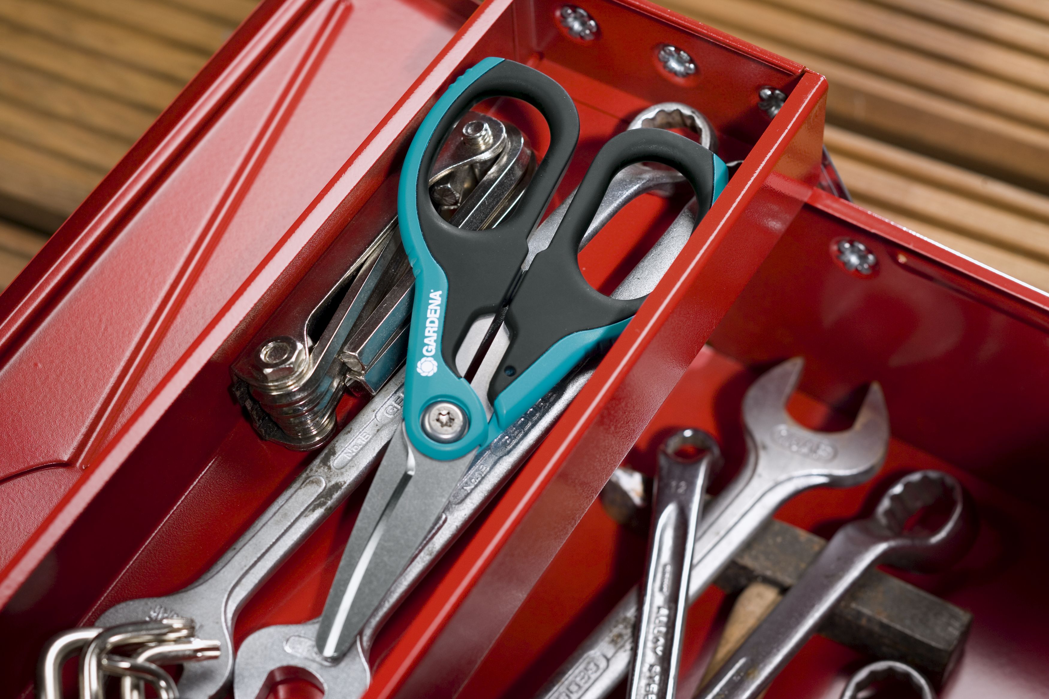 Tijeras multiuso GARDENA. Taejeta informativa