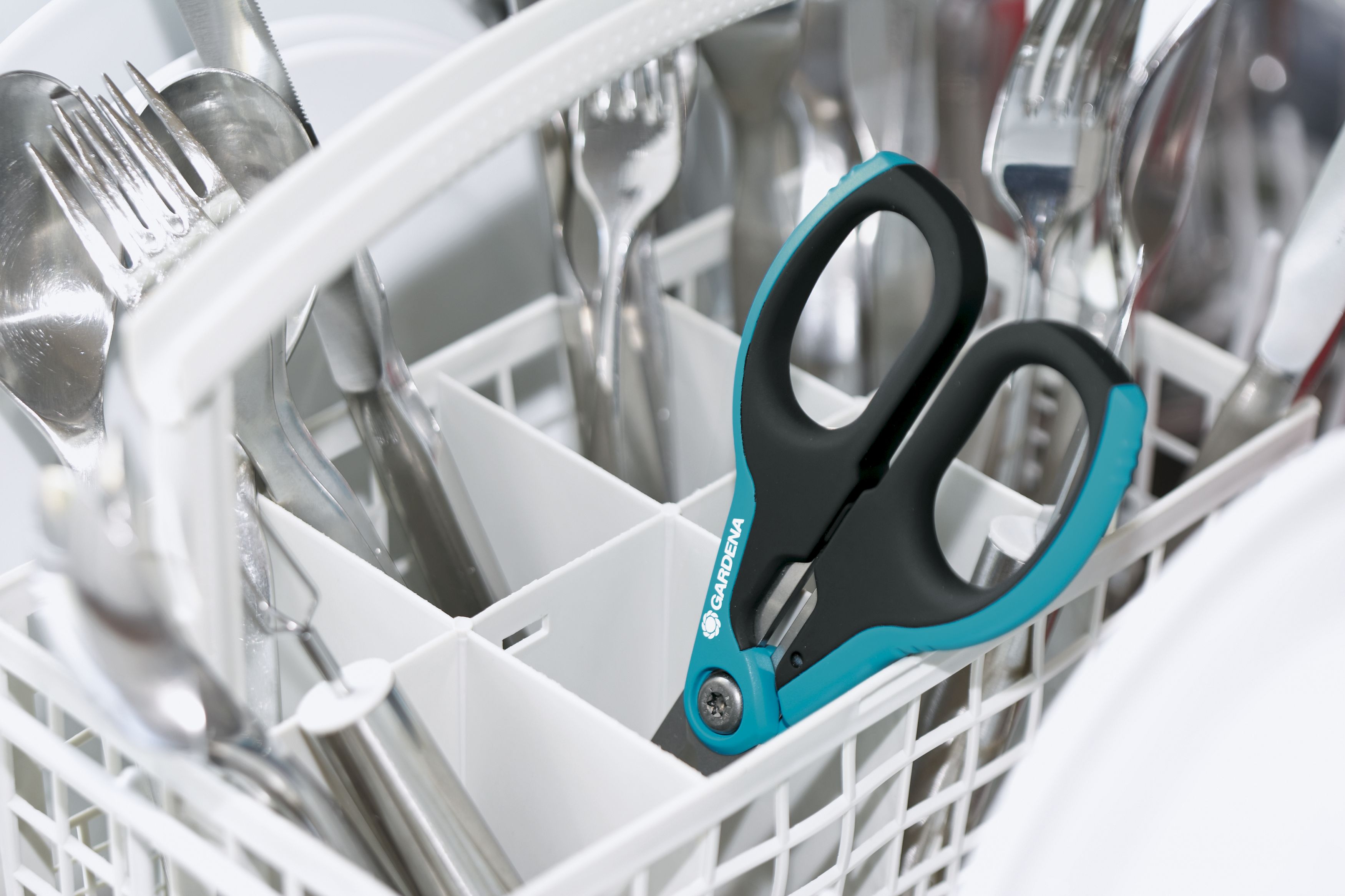 Tijeras multiuso GARDENA. Taejeta informativa