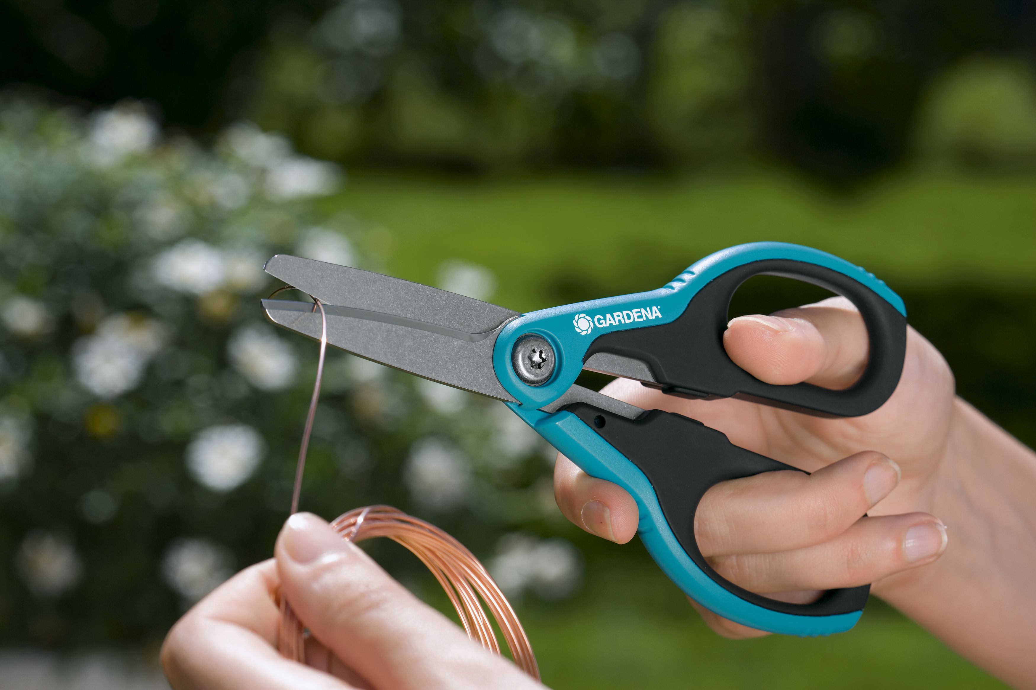 Tijeras multiuso GARDENA. Taejeta informativa
