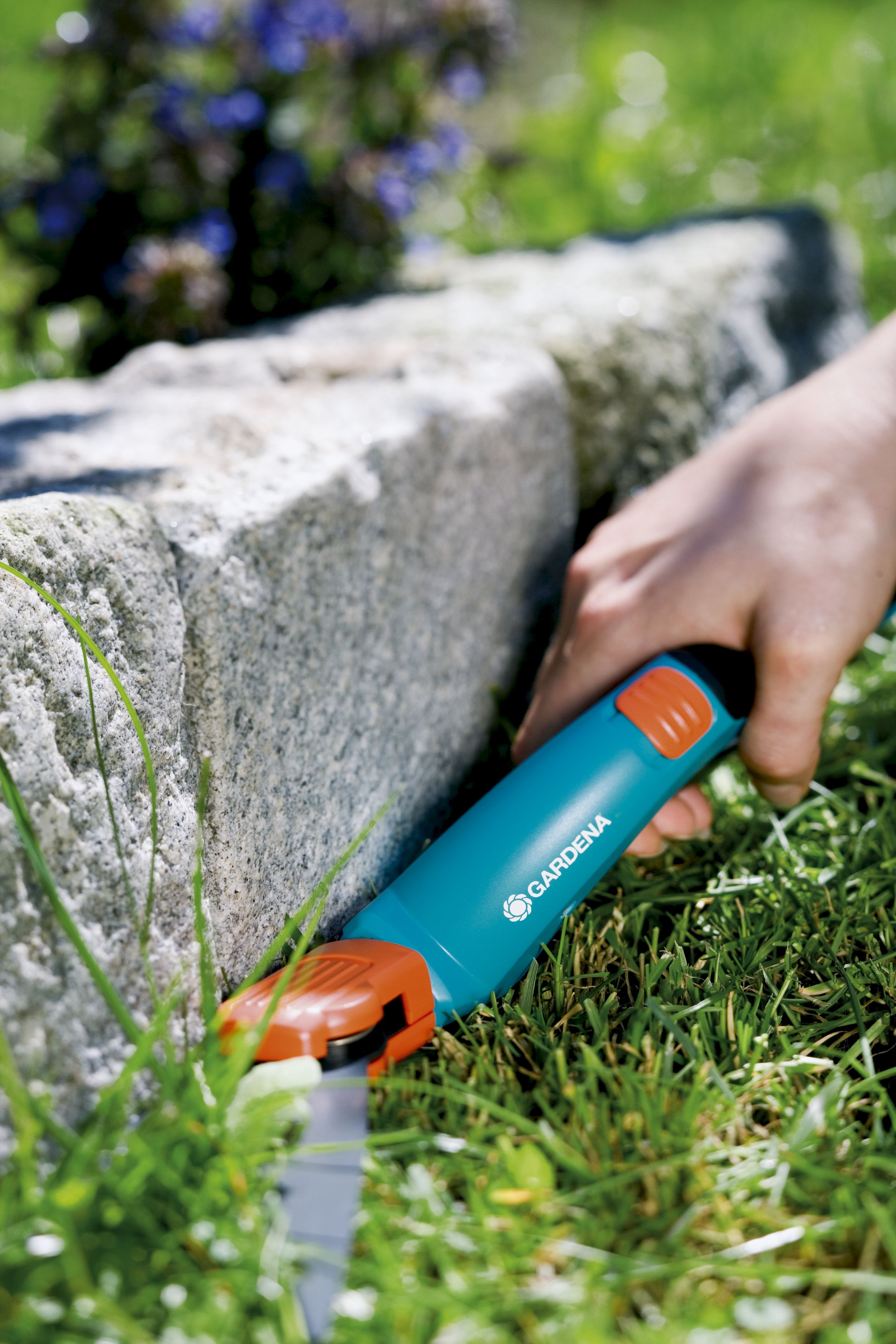 Tijera cortacésped orientable Comfort GARDENA