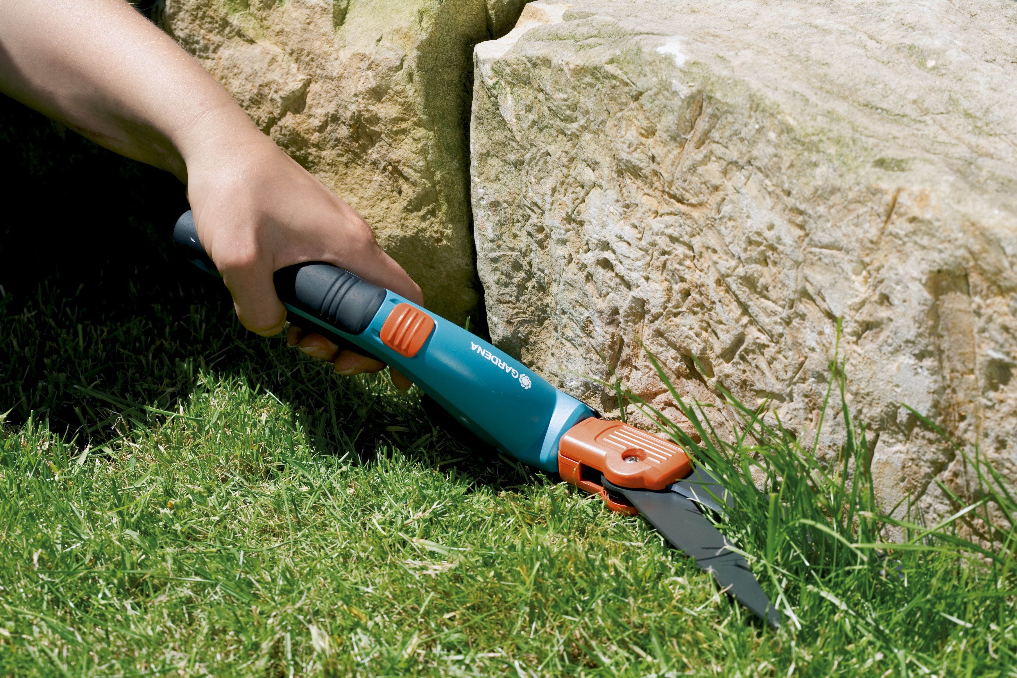 Tijera cortacésped orientable Comfort GARDENA