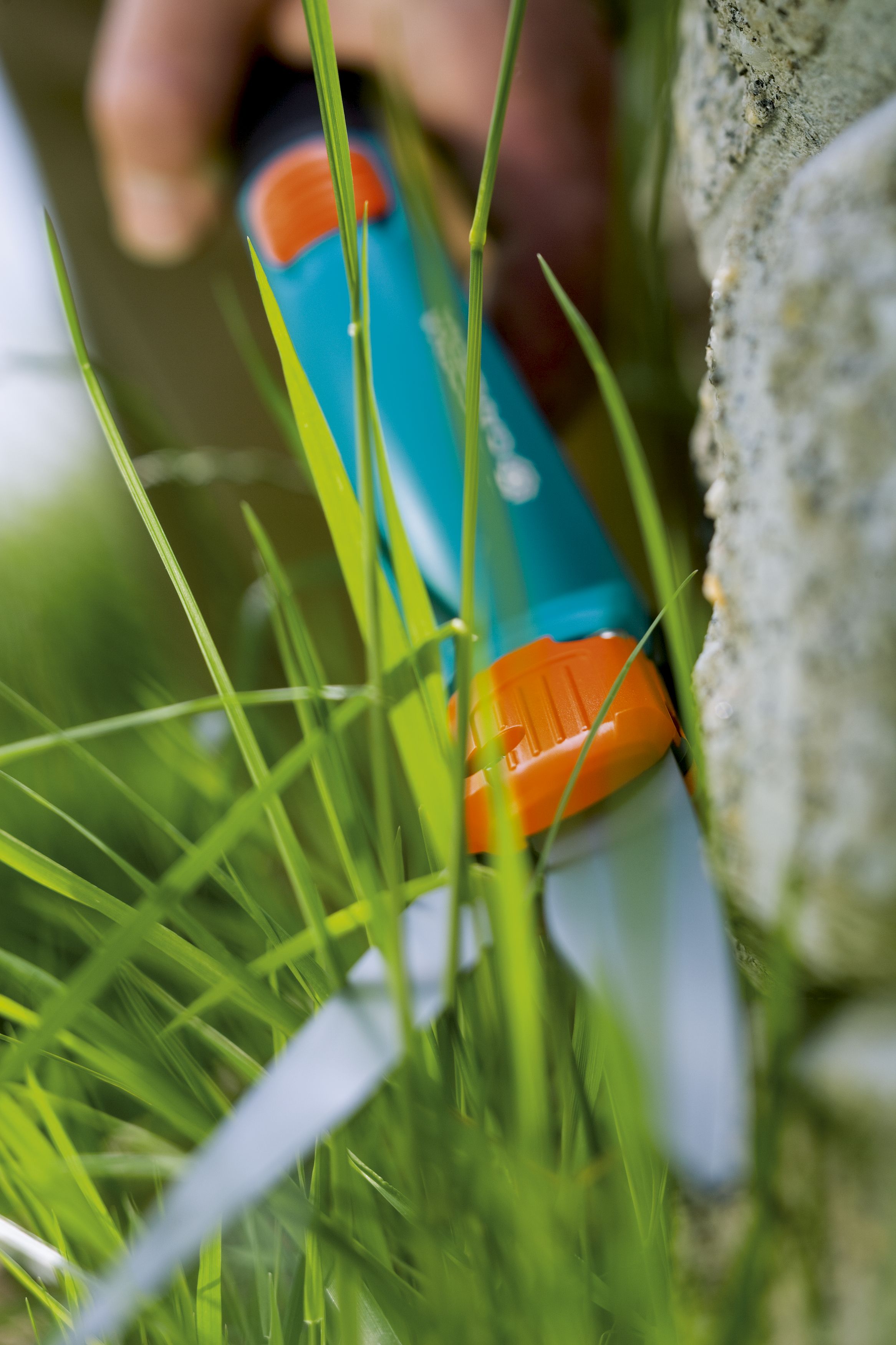 Tijera cortacésped orientable Comfort GARDENA