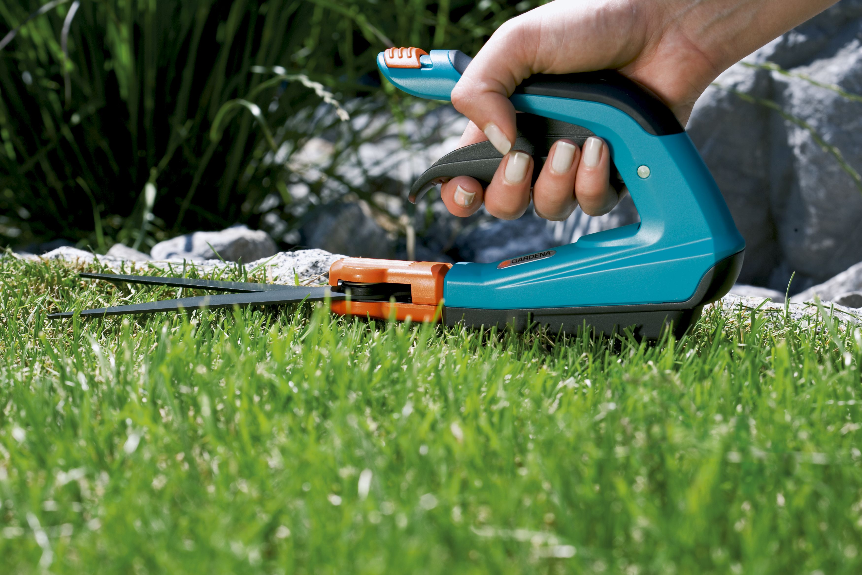 Tijera cortacésped orientable Comfort Plus GARDENA