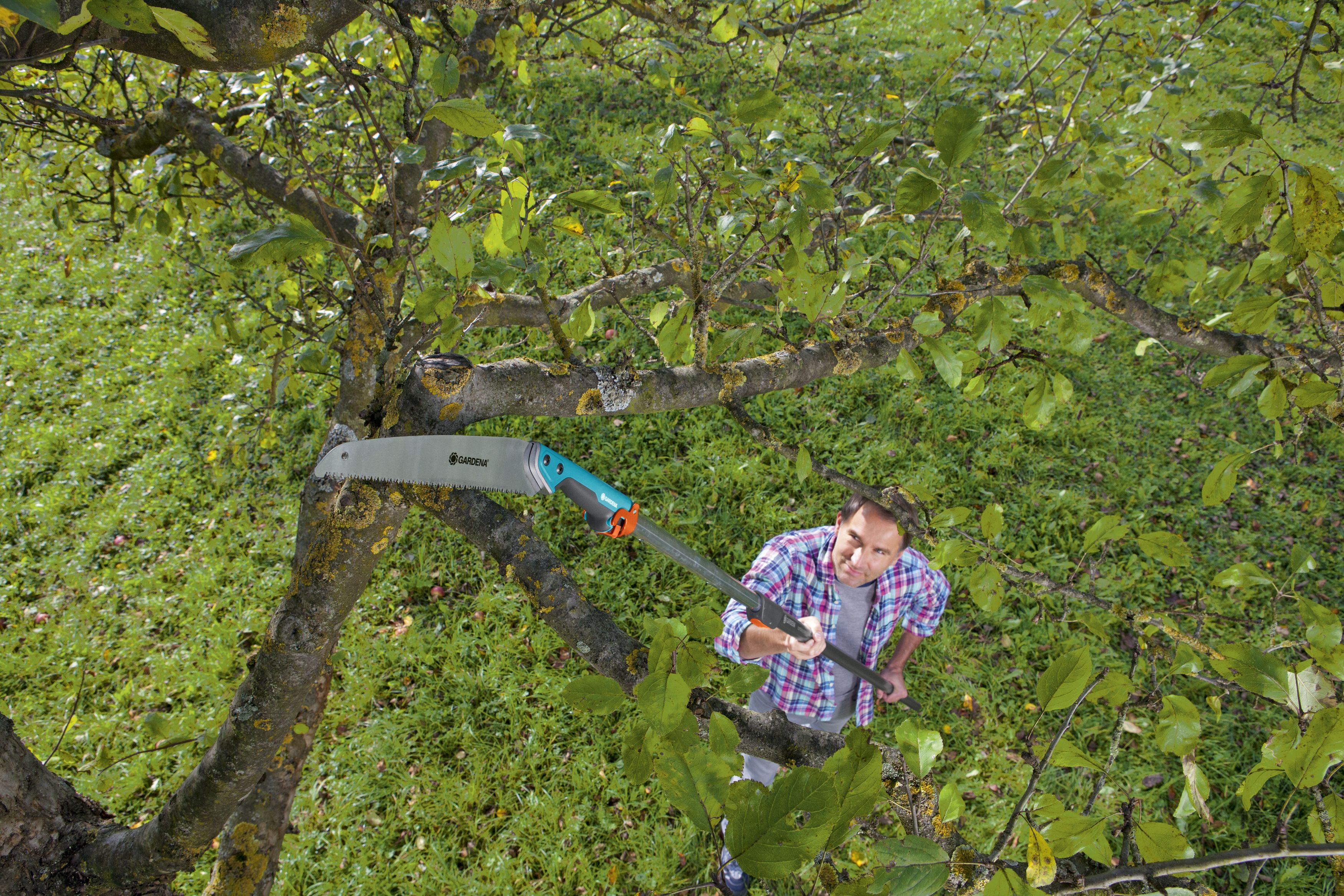 Sierra de jardín combisystem cuchilla recta 300 PP